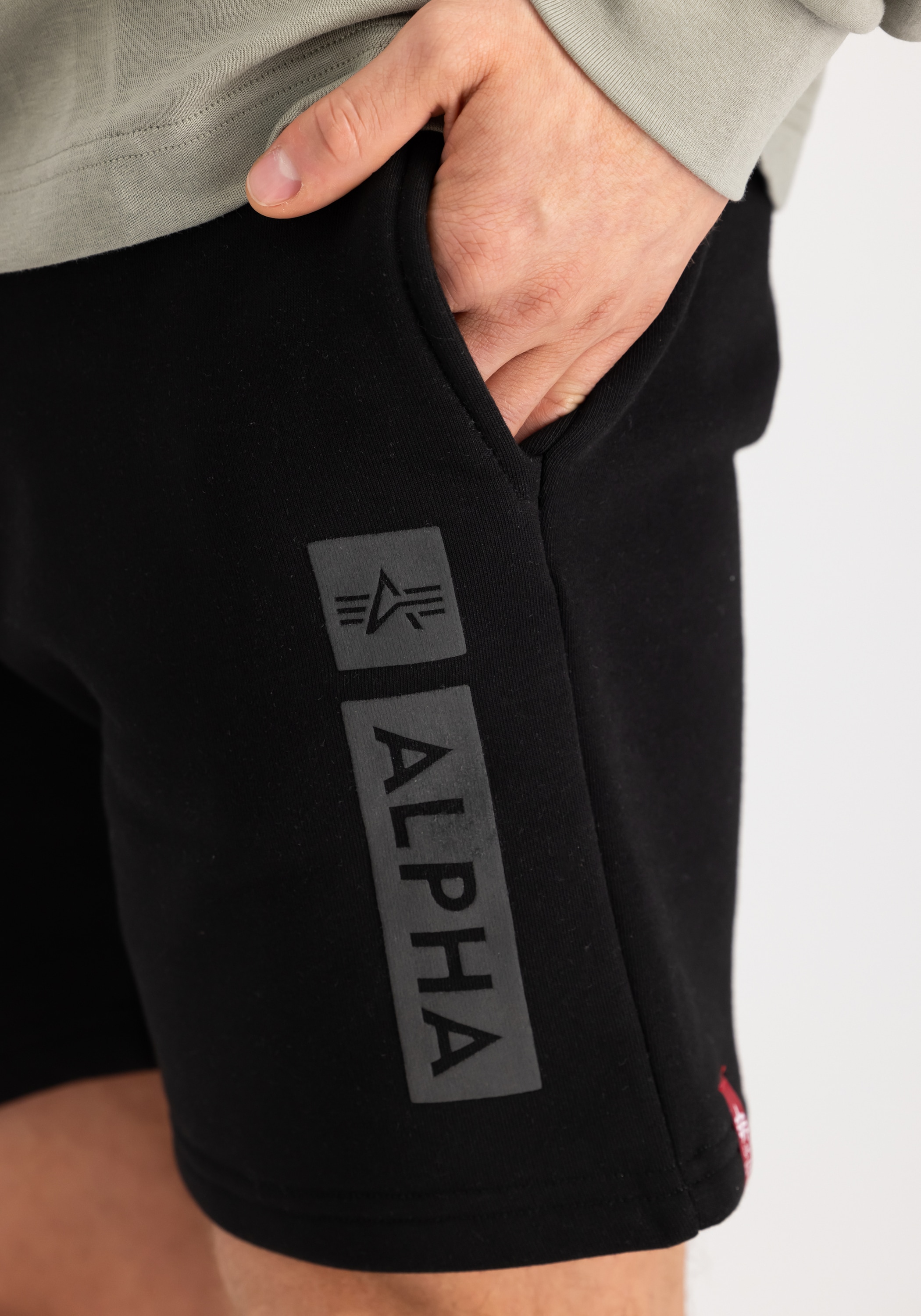 Alpha Industries Shorts »Alpha Puff Print Short«