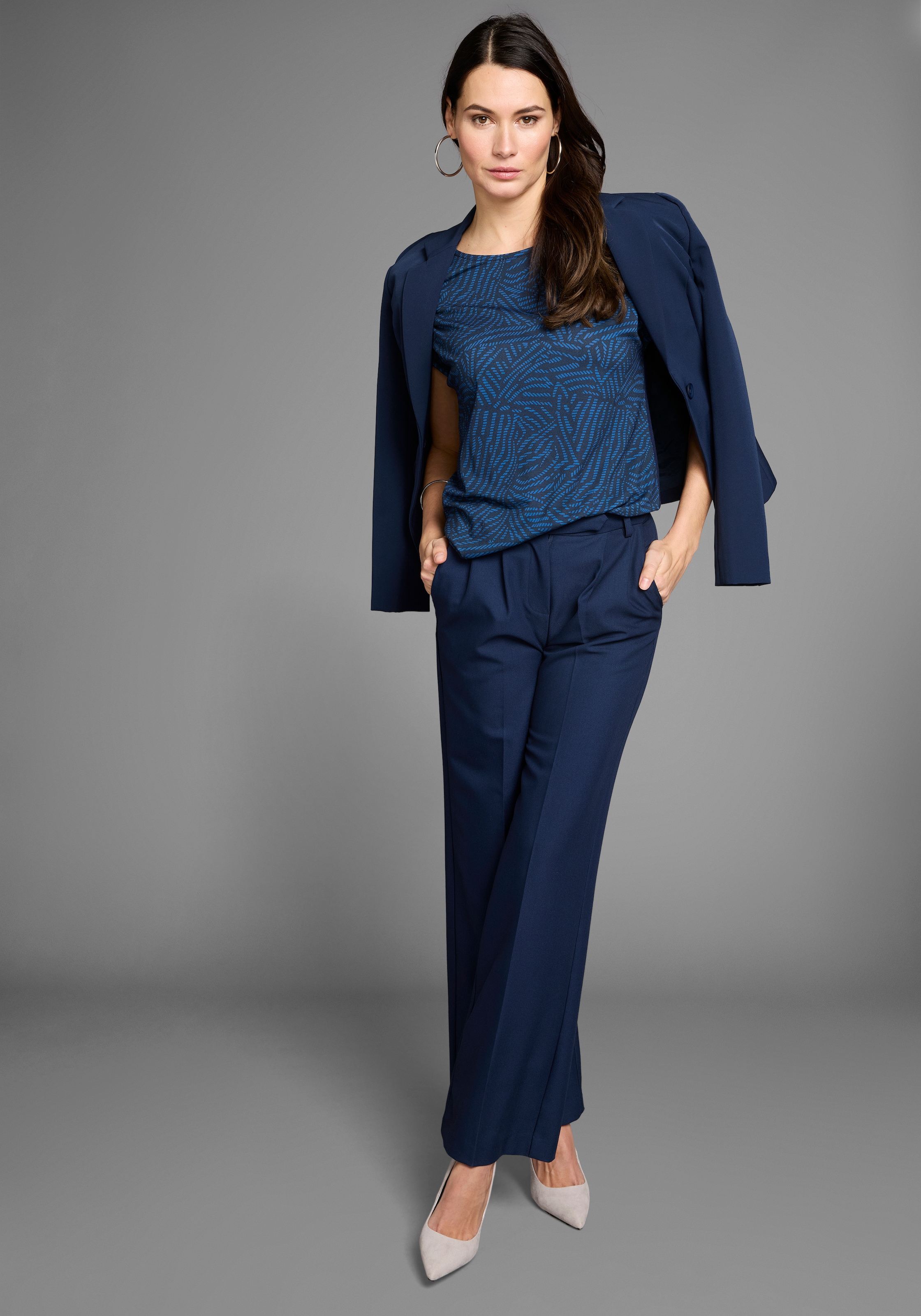 HECHTER PARIS Rundhalsshirt, mit Bindedetails und Alloverprint