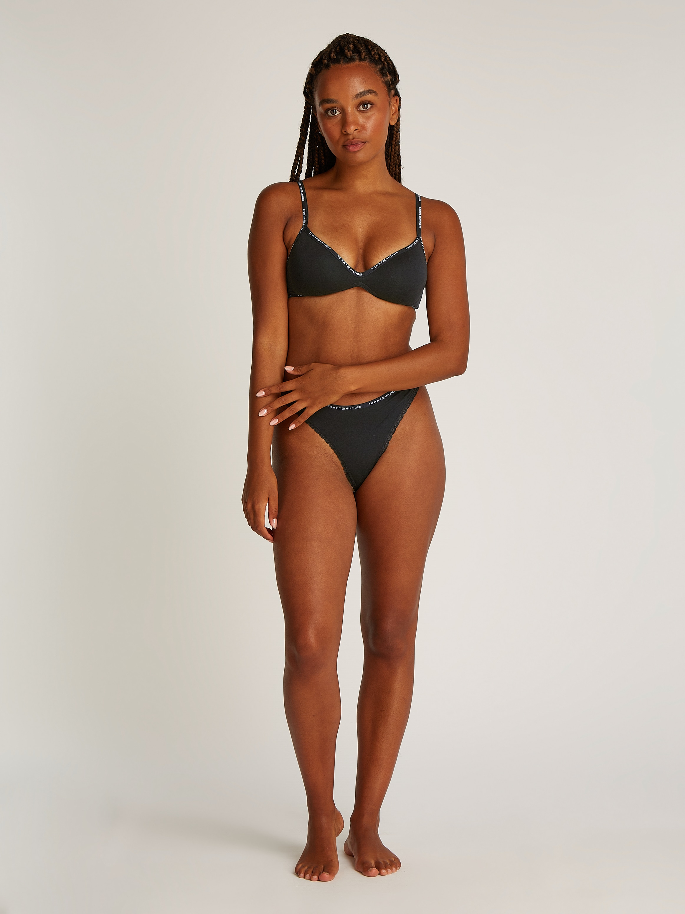 Tommy Hilfiger Underwear Push-up-BH »WIRELESS PUSH UP BRA«, mit Logoschriftzügen an den Kanten