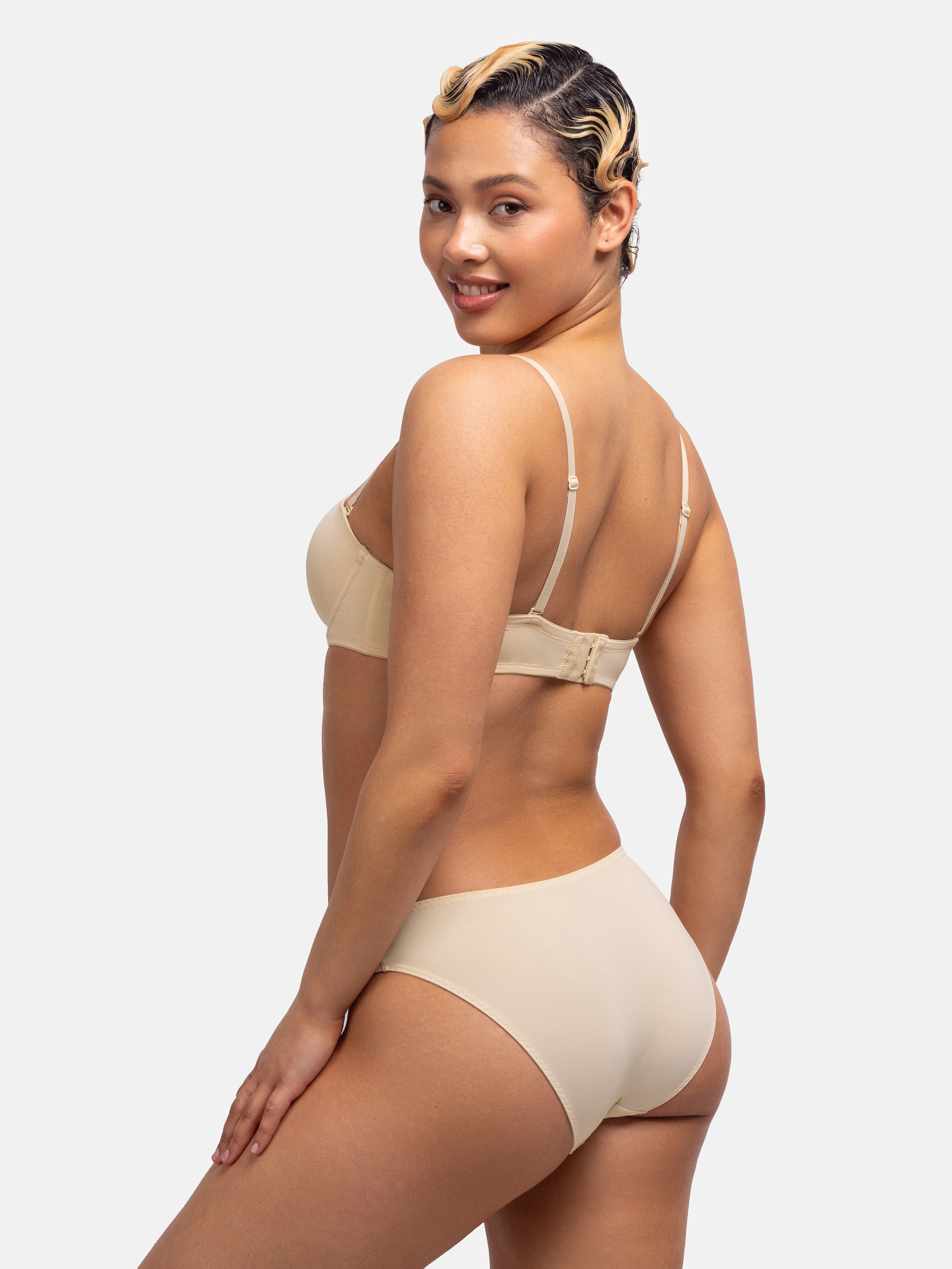 Dorina Bügel-BH »MICHELLE«, mit vorgeformten Cups