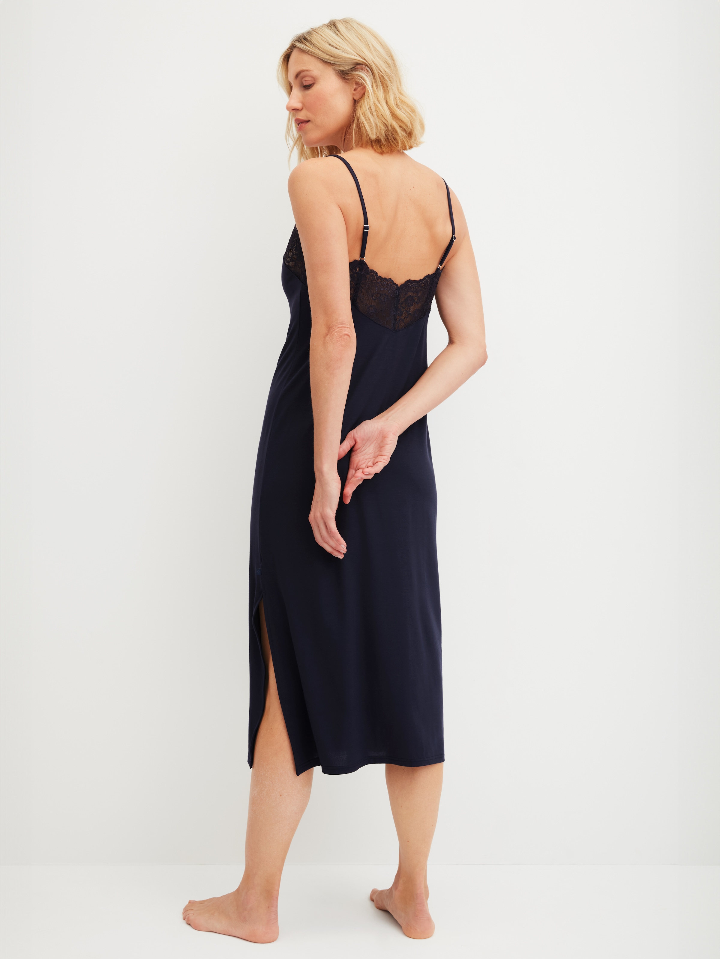 CALIDA Nachthemd »Elegant Dreams« Spaghetti-Träger, weich, Single Jersey Qualität, elegant