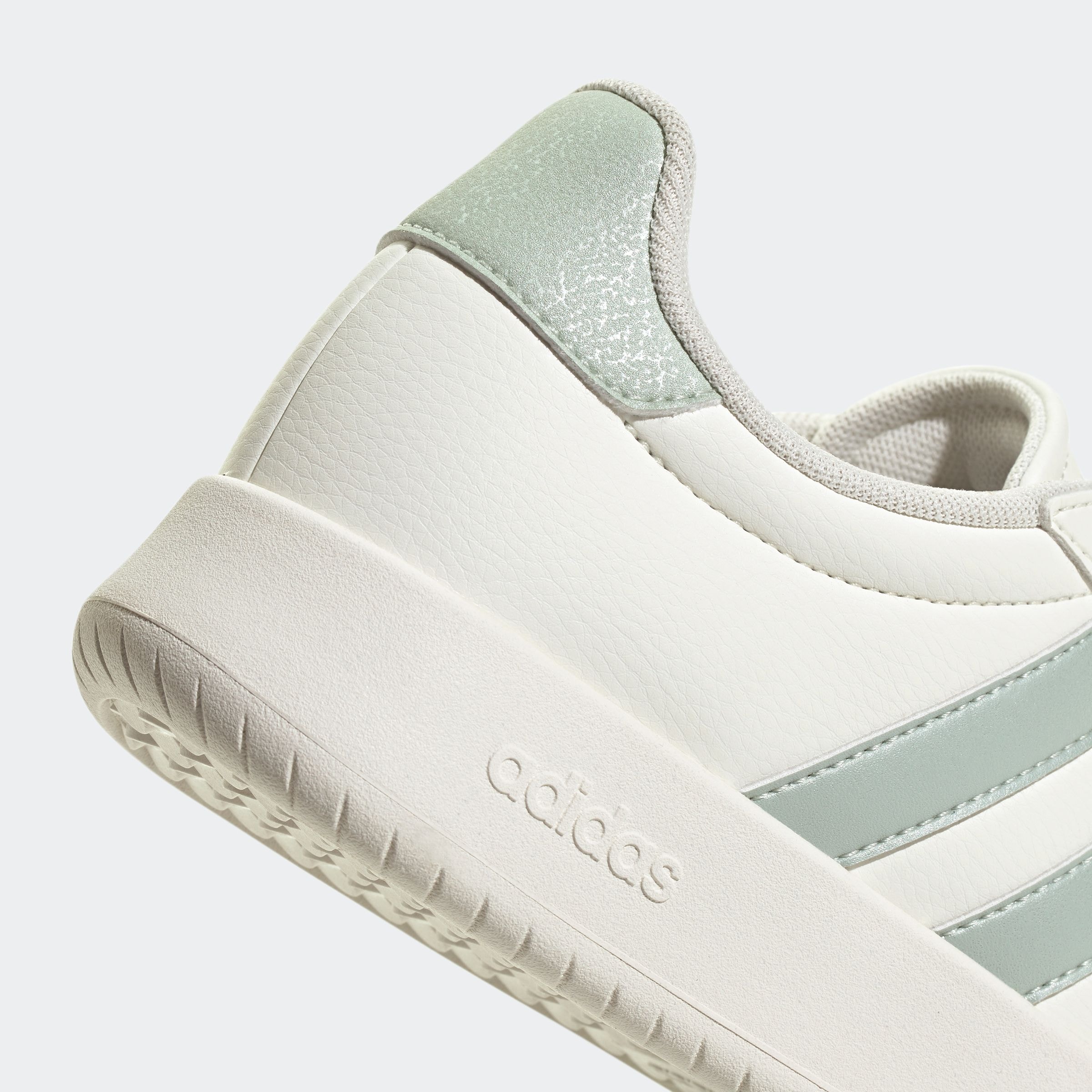 adidas Sportswear Sneaker »BARREDA«, Design auf den Spuren des adidas Handball Spezial