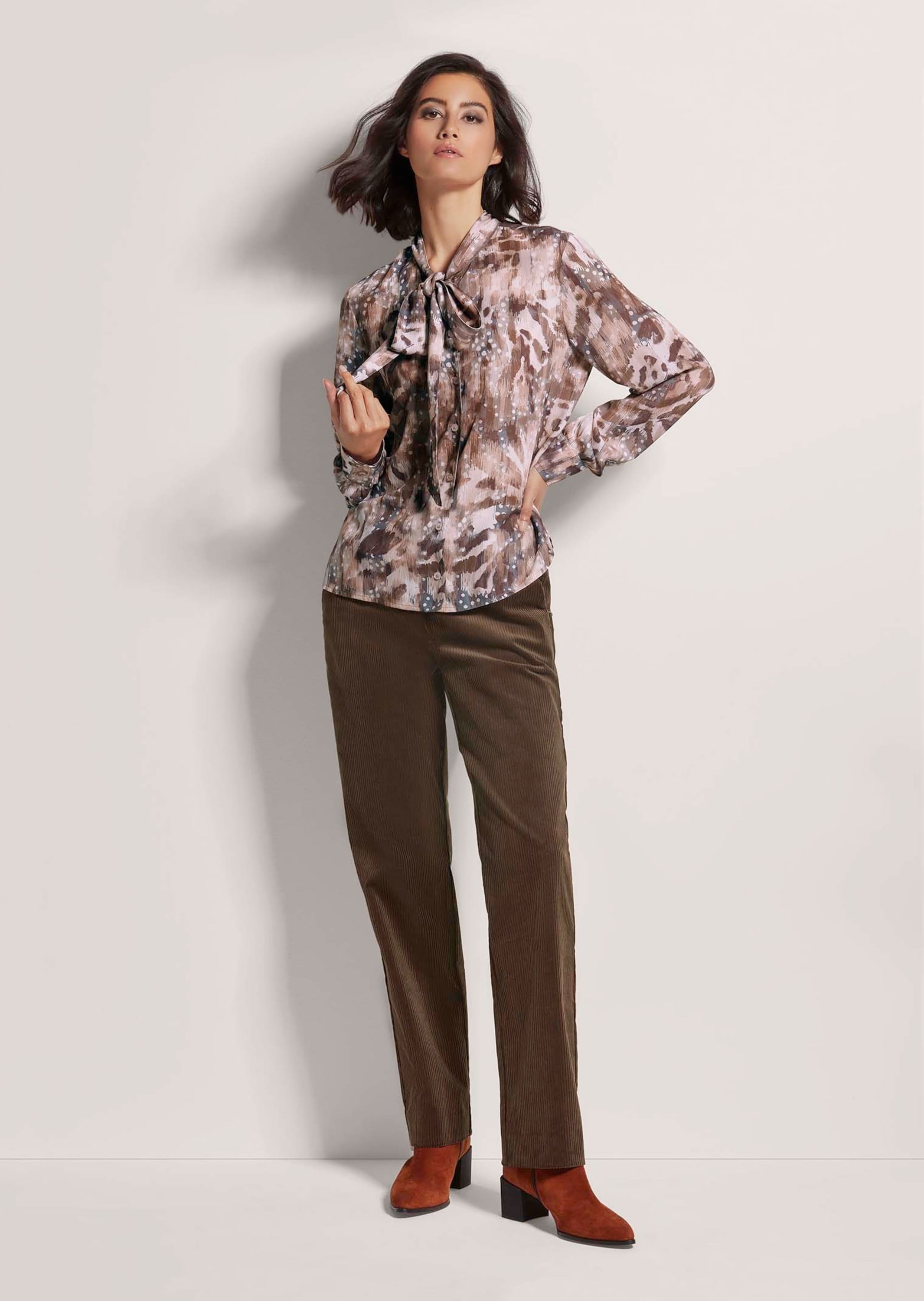 MADELEINE Hemdbluse »Bluse Hemdbluse mit Unikat-Print«