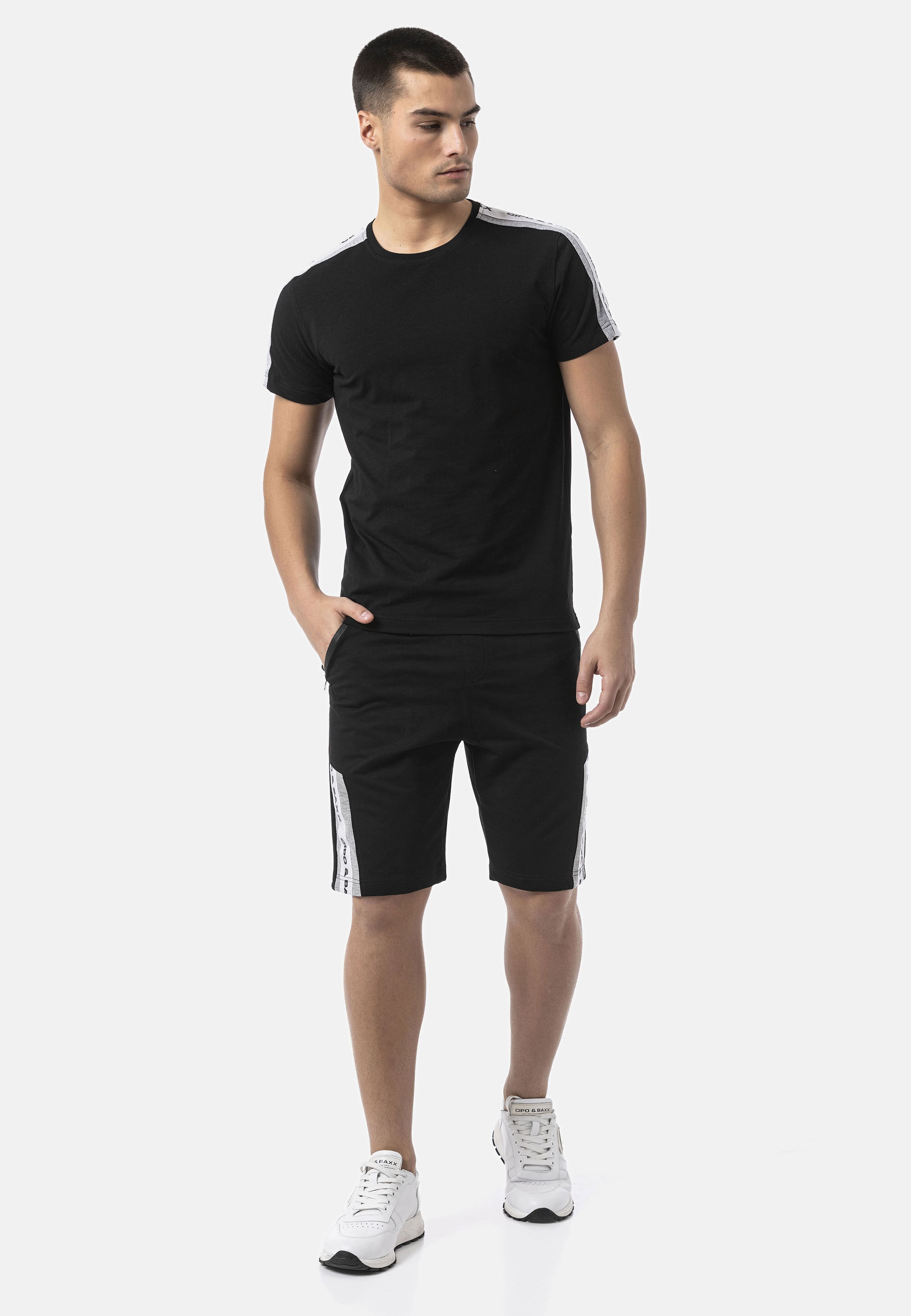 Cipo & Baxx T-Shirt »CT815« Mit Logo-Schriftzug