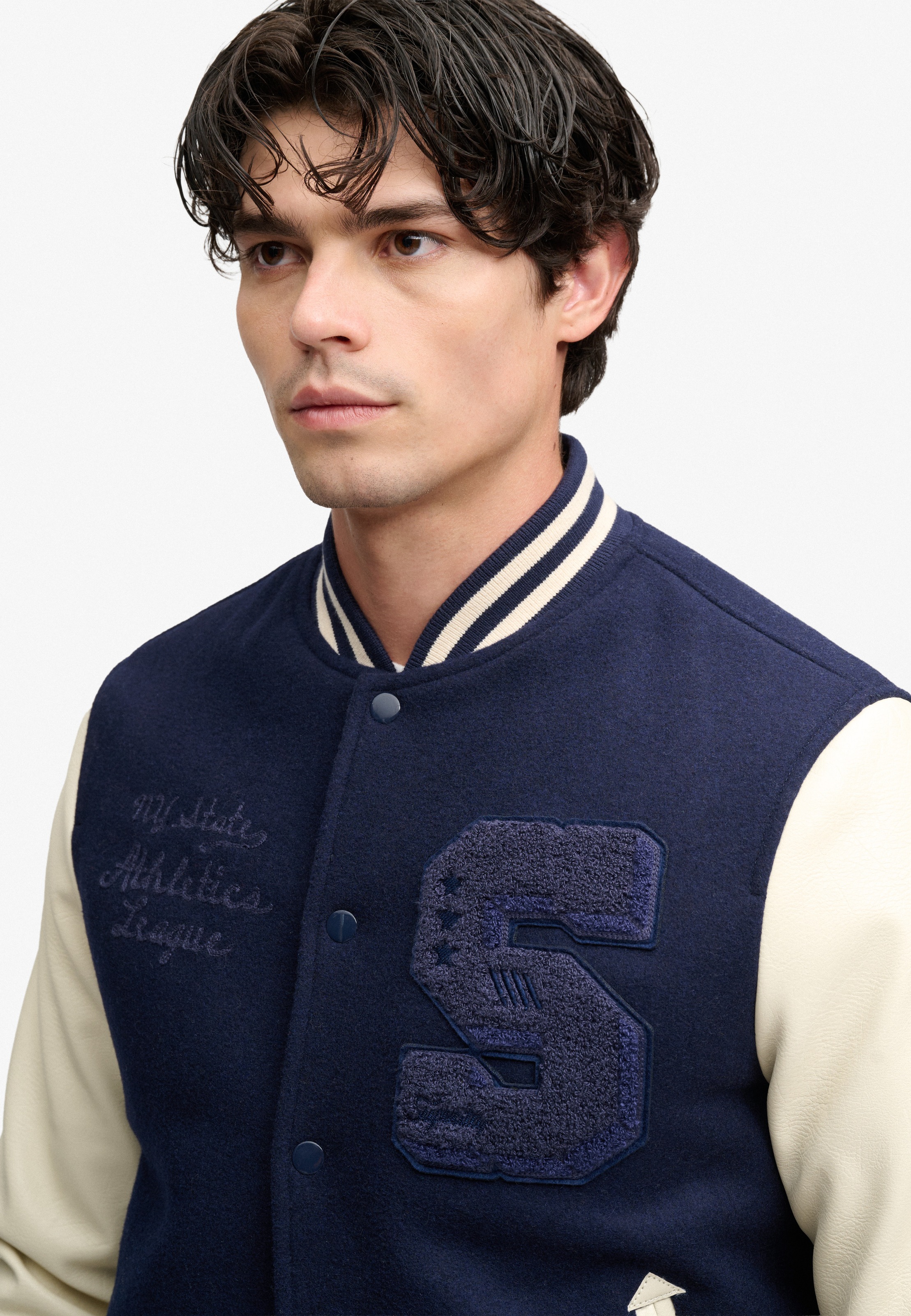 Superdry Collegejacke »VINTAGE PATCHED VARSITY JKT« Materialmix, relaxed fit