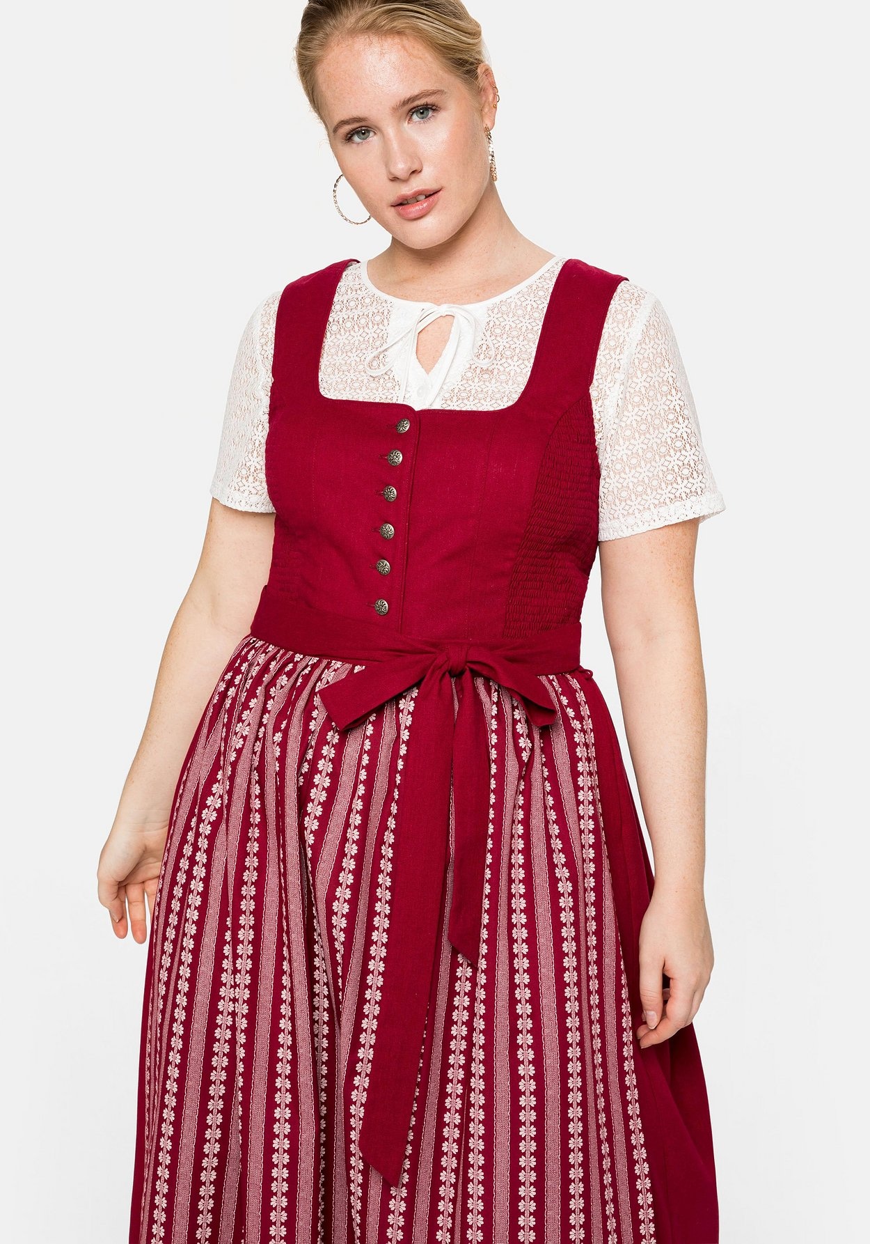 Sheego Dirndl »Dirndl, Bluse und Schürze in Midilänge, mit Spitzenbluse und Schürze«, (mit Dirndlbluse), in Midilänge, mit Spitzenbluse und Schürze