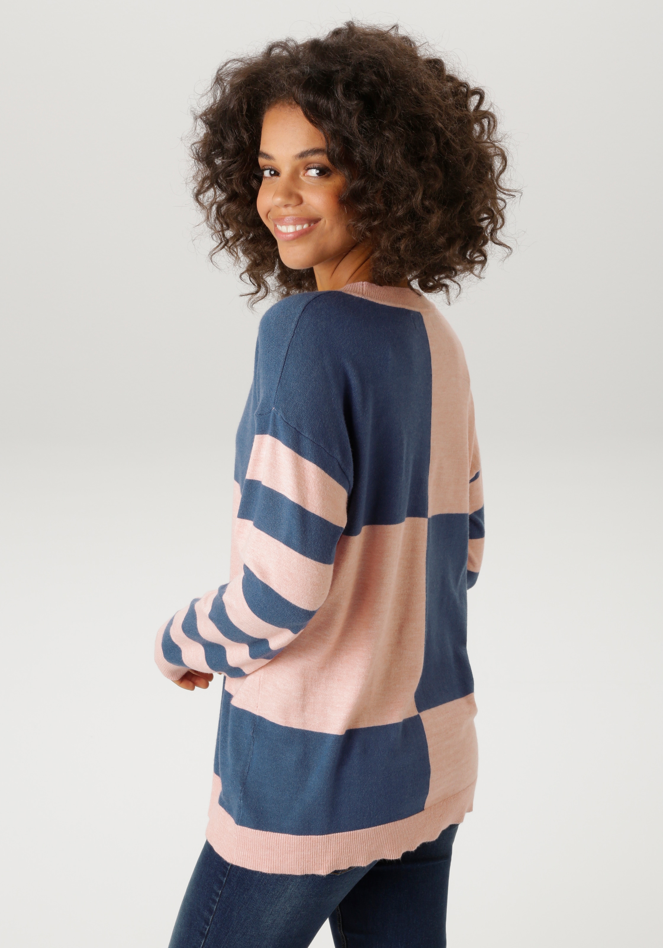 Aniston CASUAL Strickpullover mit großflächigem Patchmuster und geringelten Ärmeln