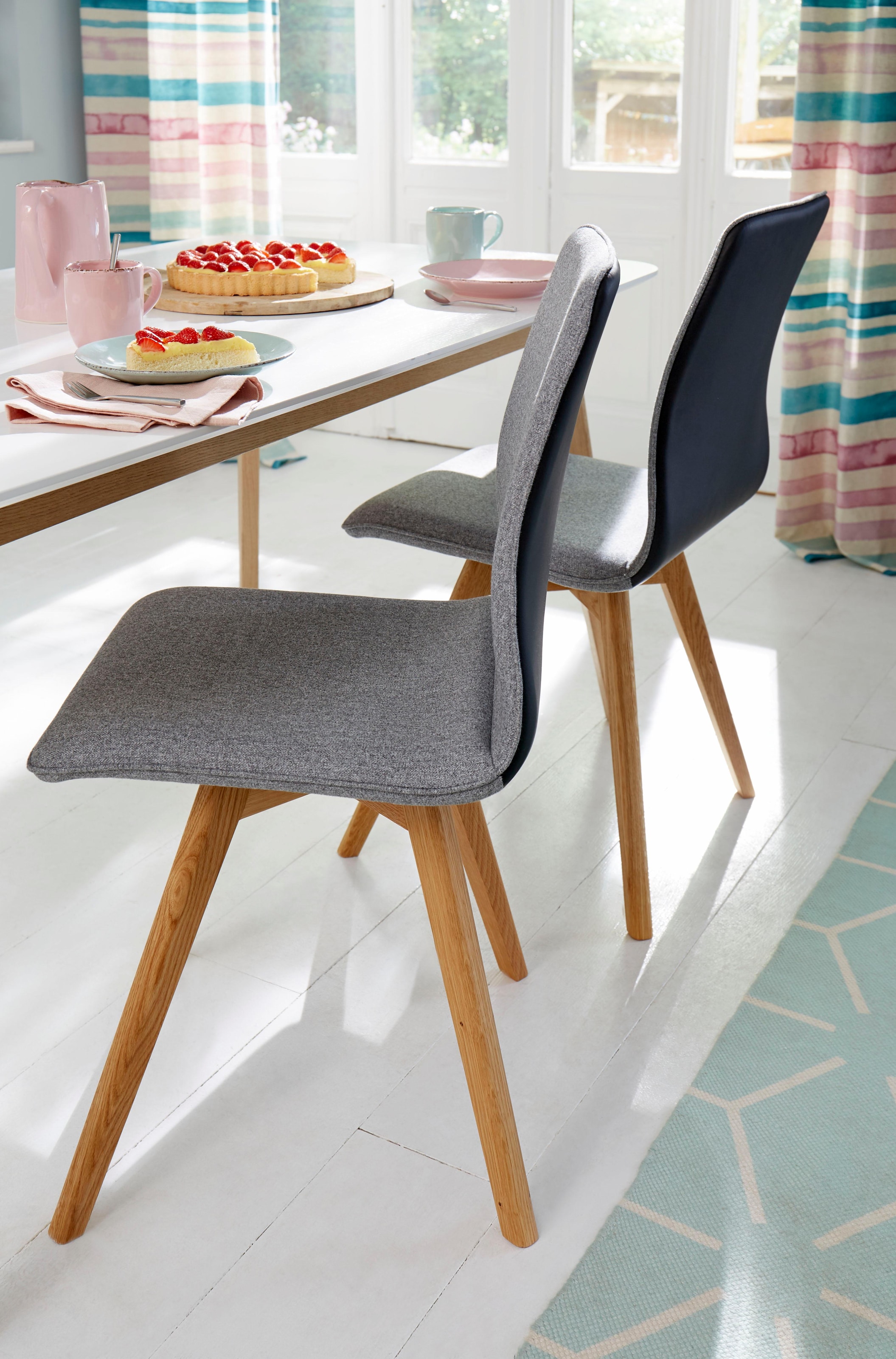 OTTO home, Esszimmerstuhl »Dalea« (Set) 4 Stk.im 2er, 4er oder 6er-Set, Küchenstuhl, schwarz-grau + eichefarben, Kunstleder;weicher Webstoff mit 