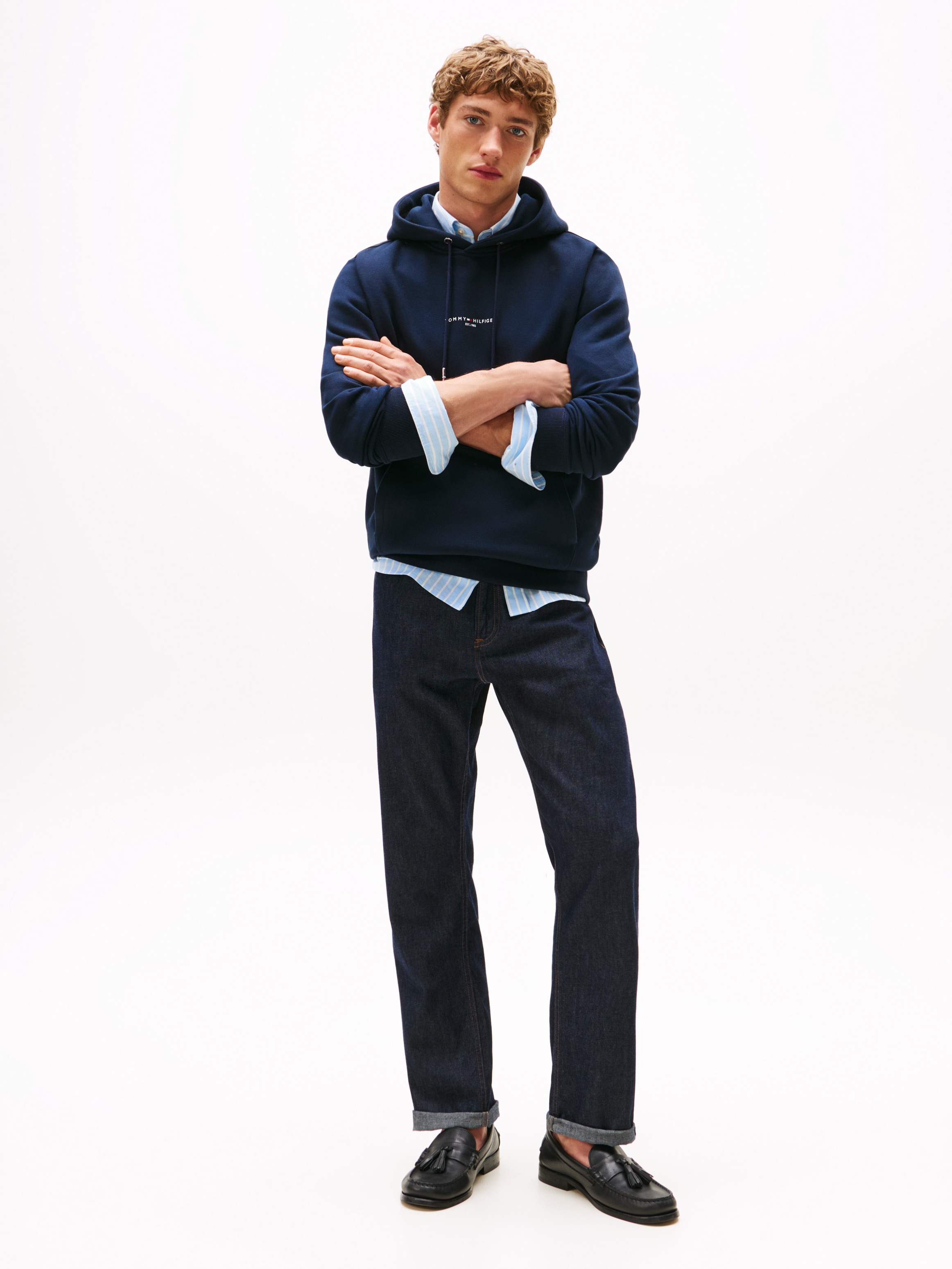 Tommy Hilfiger Hoodie »TOMMY LOGO TIPPED HOODY« Tommy-Tape innen am Ausschnitt, Flag-Stickerei am Ärmel