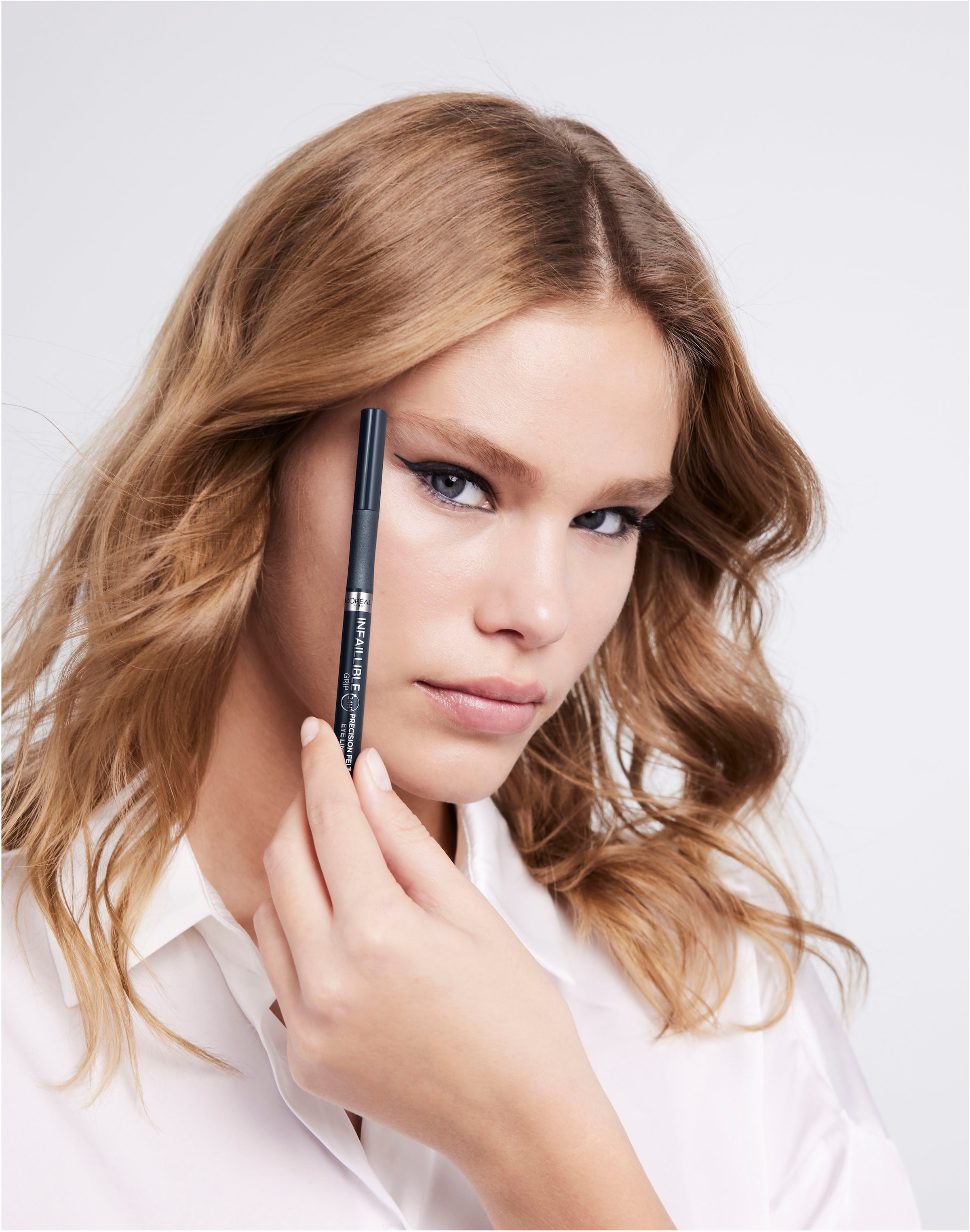 L'ORÉAL PARIS Eyeliner »Infaillible Precision Felt Liner«, mit präziser Spitze