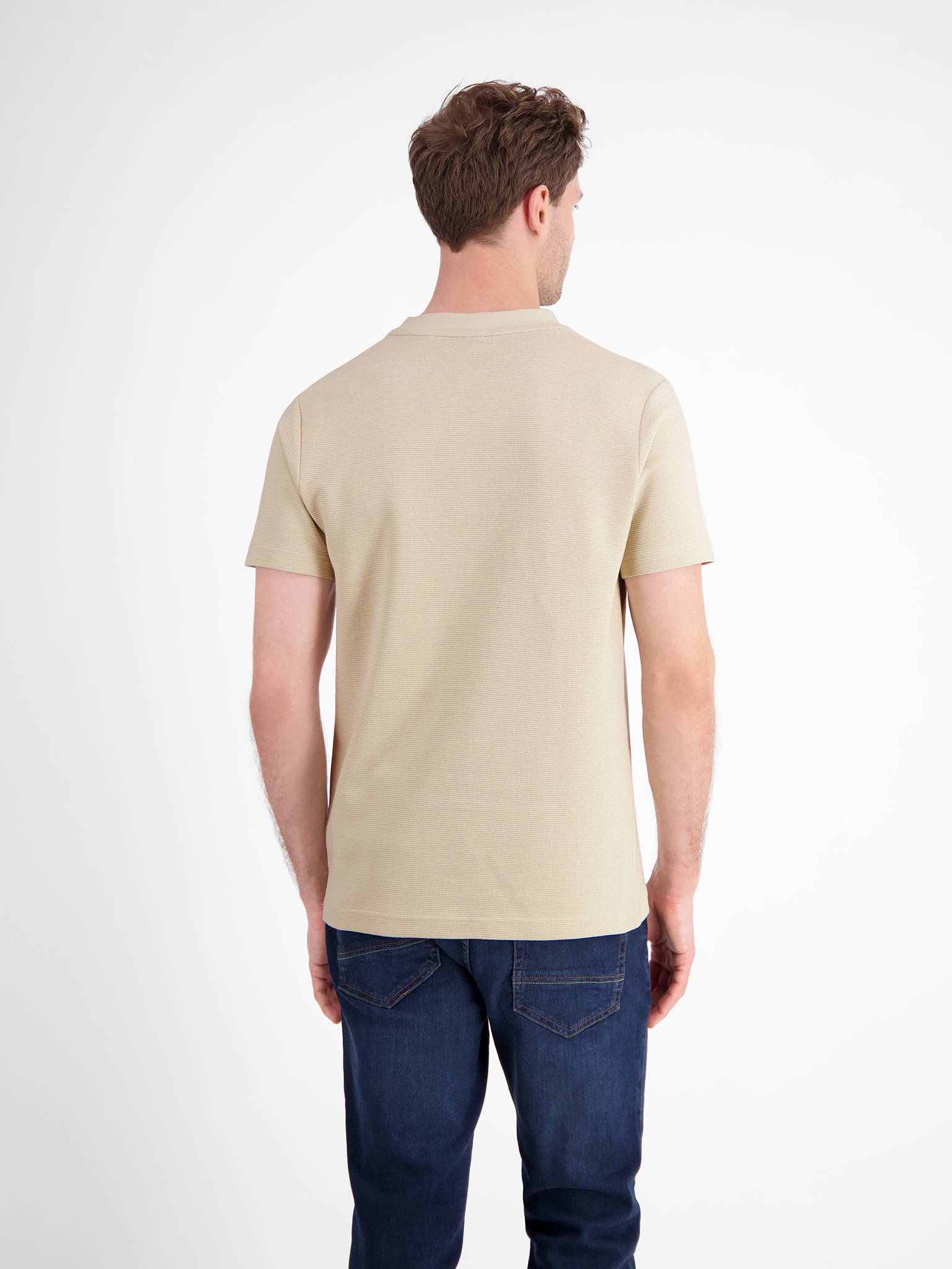 LERROS T-Shirt in Waffel-Piqué und mit Logo-Badge