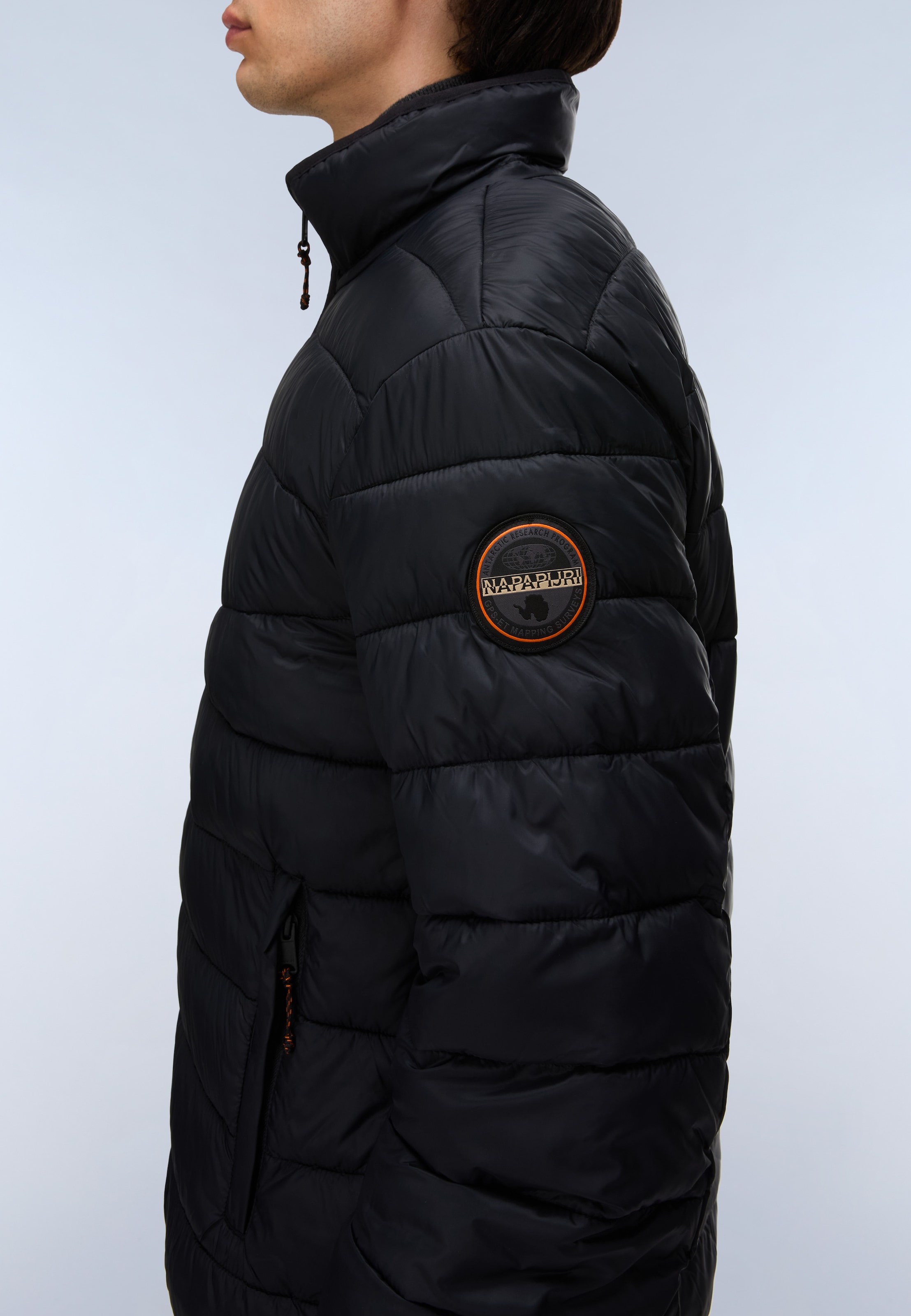 Napapijri Steppjacke »AERONS S 4 BLACK BEAUTY« auch in großen Größen, aus Polyamid