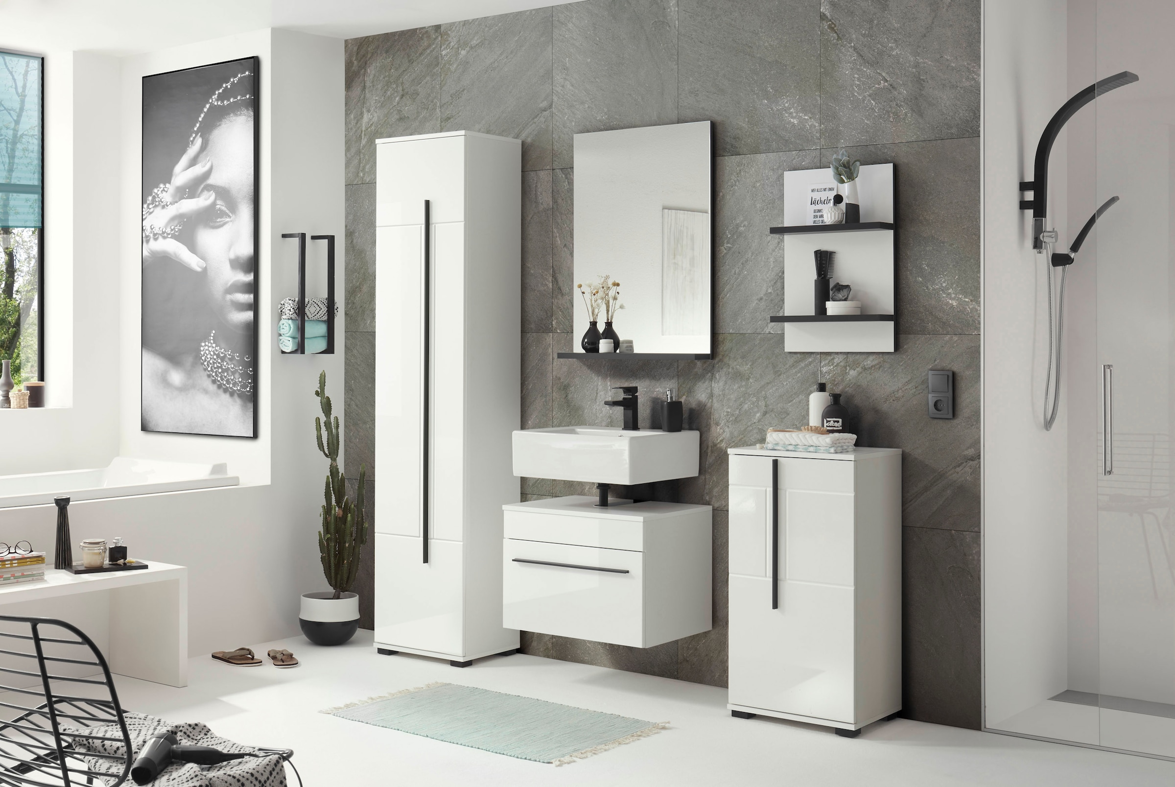 Home affaire Hochschrank »Cantara, Badschrank in Hochglanz Weiß, Hochschrank im modernen Design« mit schwarzen Griffen, ausreichend Stauraum