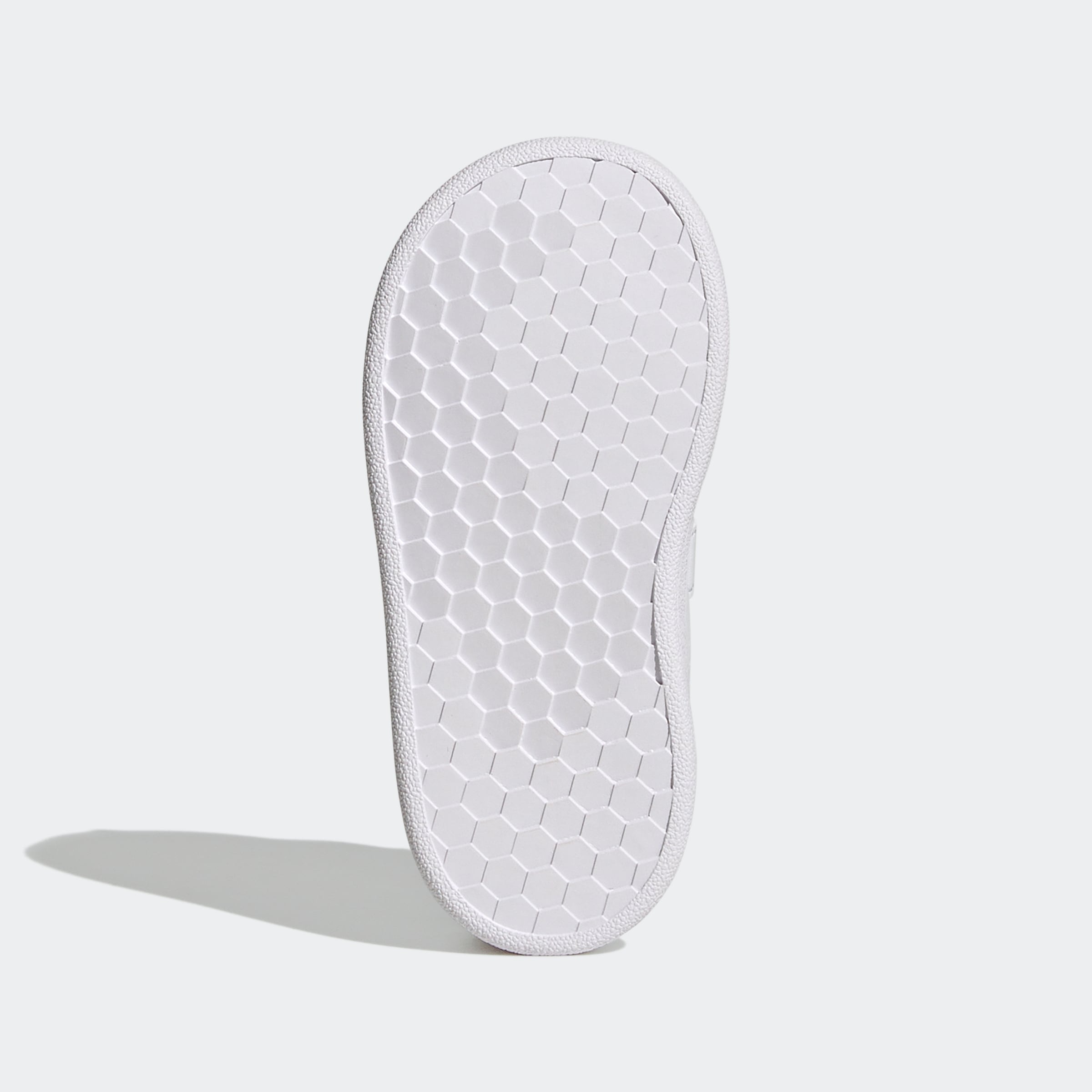 adidas Sportswear Sneaker »ADVANTAGE LIFESTYLE COURT TWO HOOK-AND-LOOP«  Design auf den Spuren des adidas Stan Smith, für Kinder