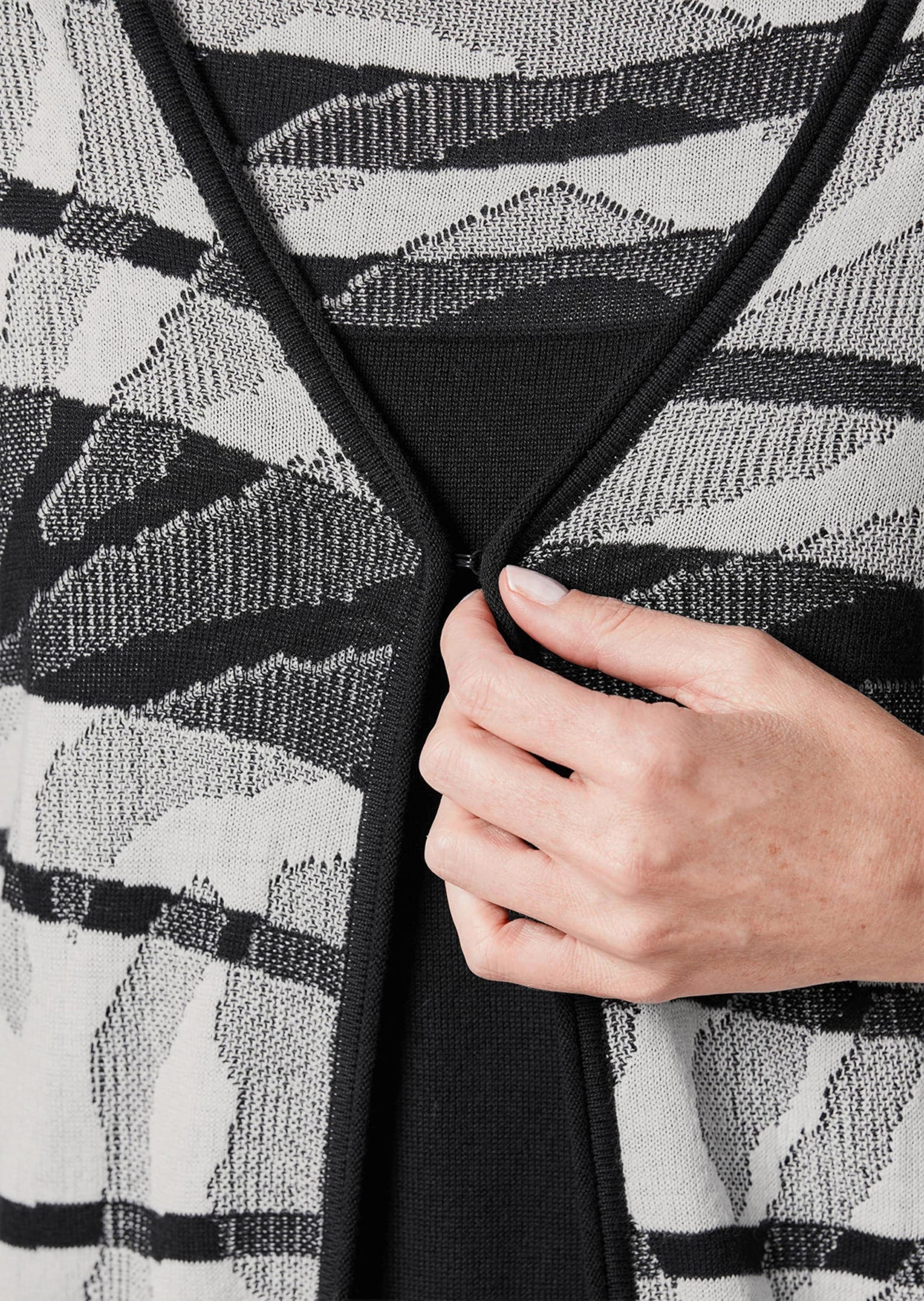 GOLDNER Strickjacke »Kurzgröße Strickjacke mit V-Ausschnitt«