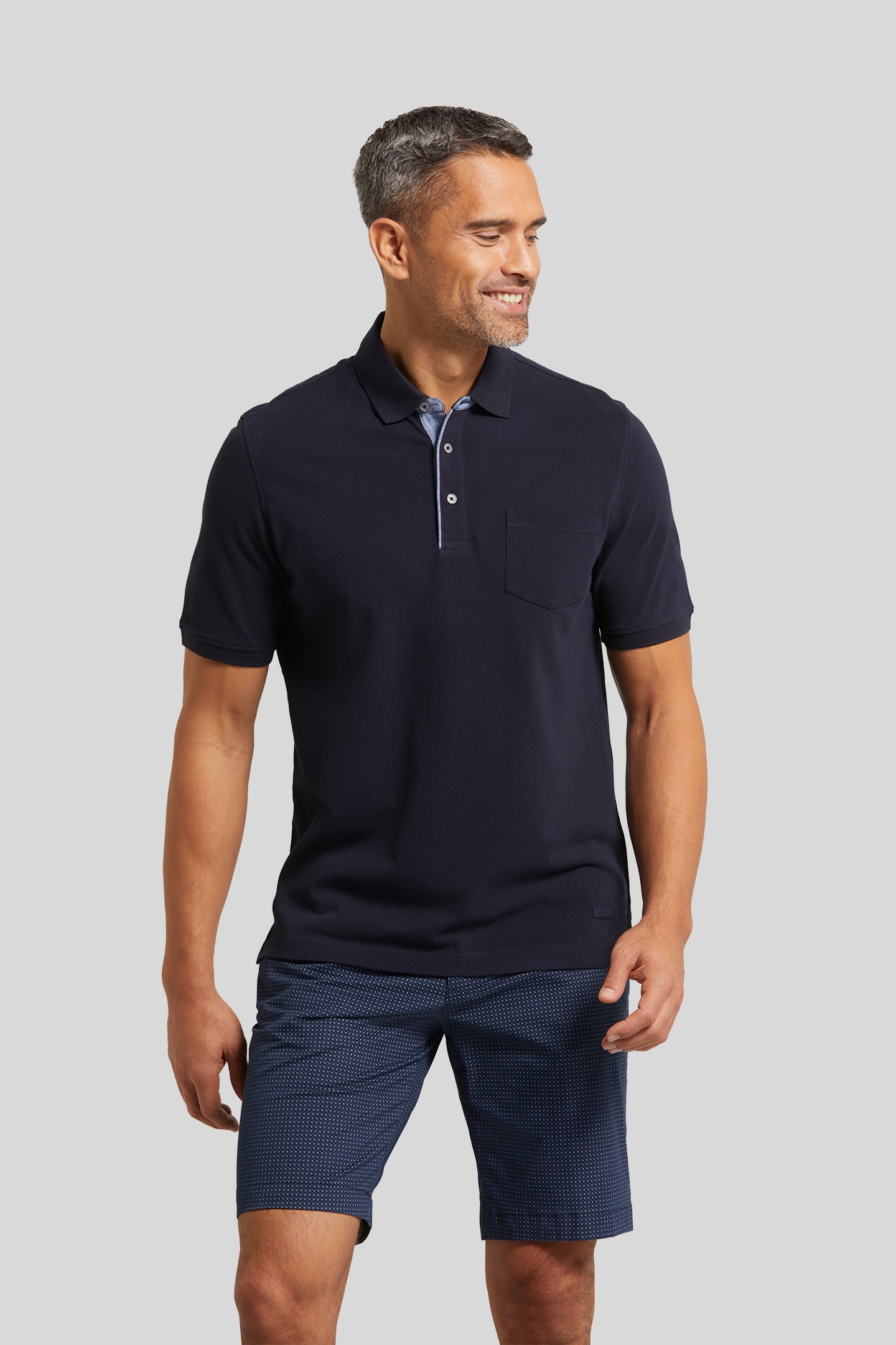 bugatti Poloshirt mit einer aufgesetzten Brusttasche
