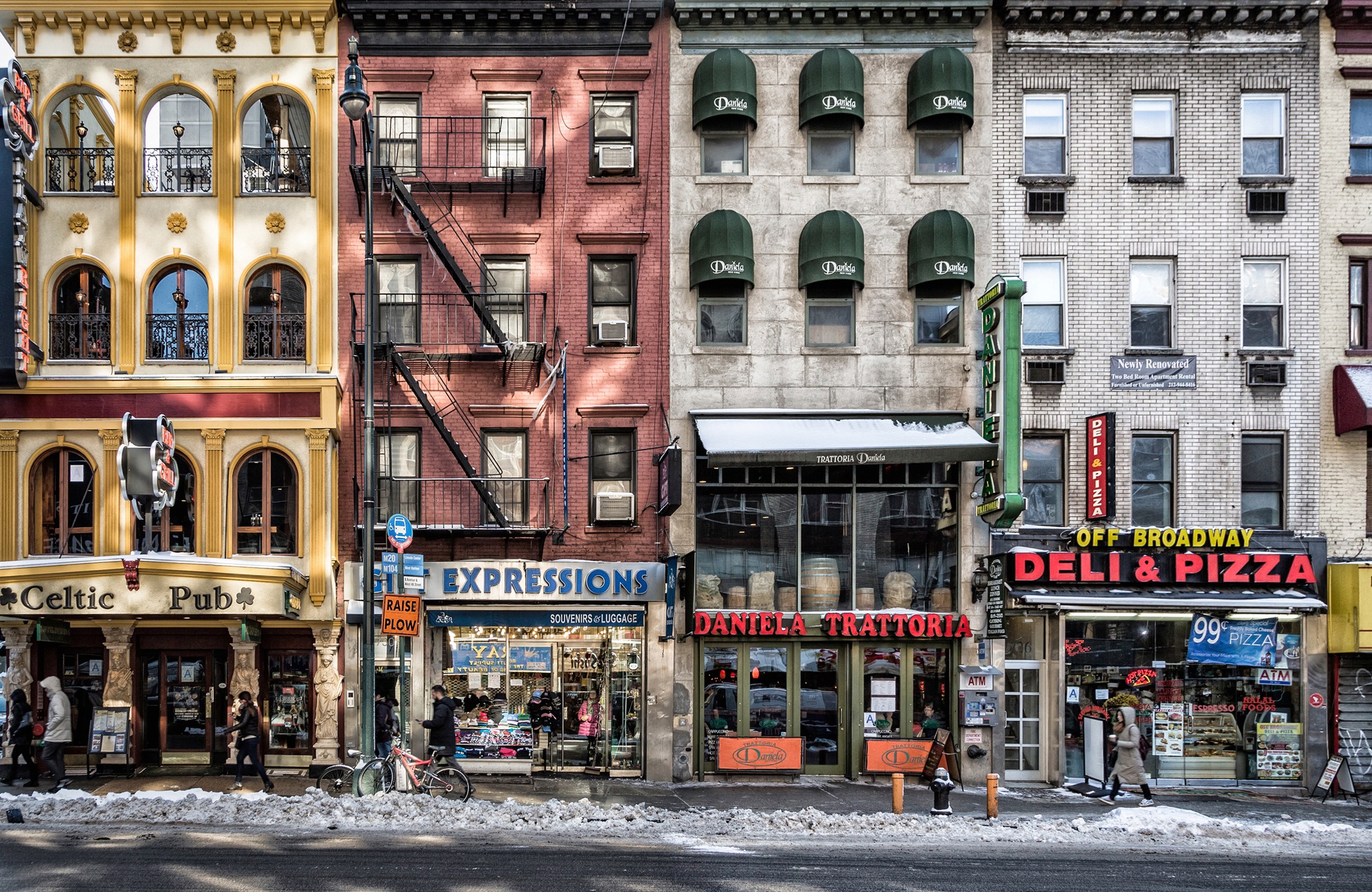 Papermoon, Fototapete »Photo-Art PETER PFEIFFER, EIN KALTER TAG IN NY«, bunt, Vlies, B/L: 2 m x 1,49 m - Bahnen: 4 Stk., bunt