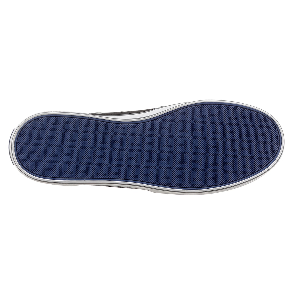 Tommy Hilfiger Slip-On Sneaker »ICONIC SLIP ON SNEAKER«, Slipper, Freizeitschuh, Halbschuh mit seitlichen Stretcheinsätzen