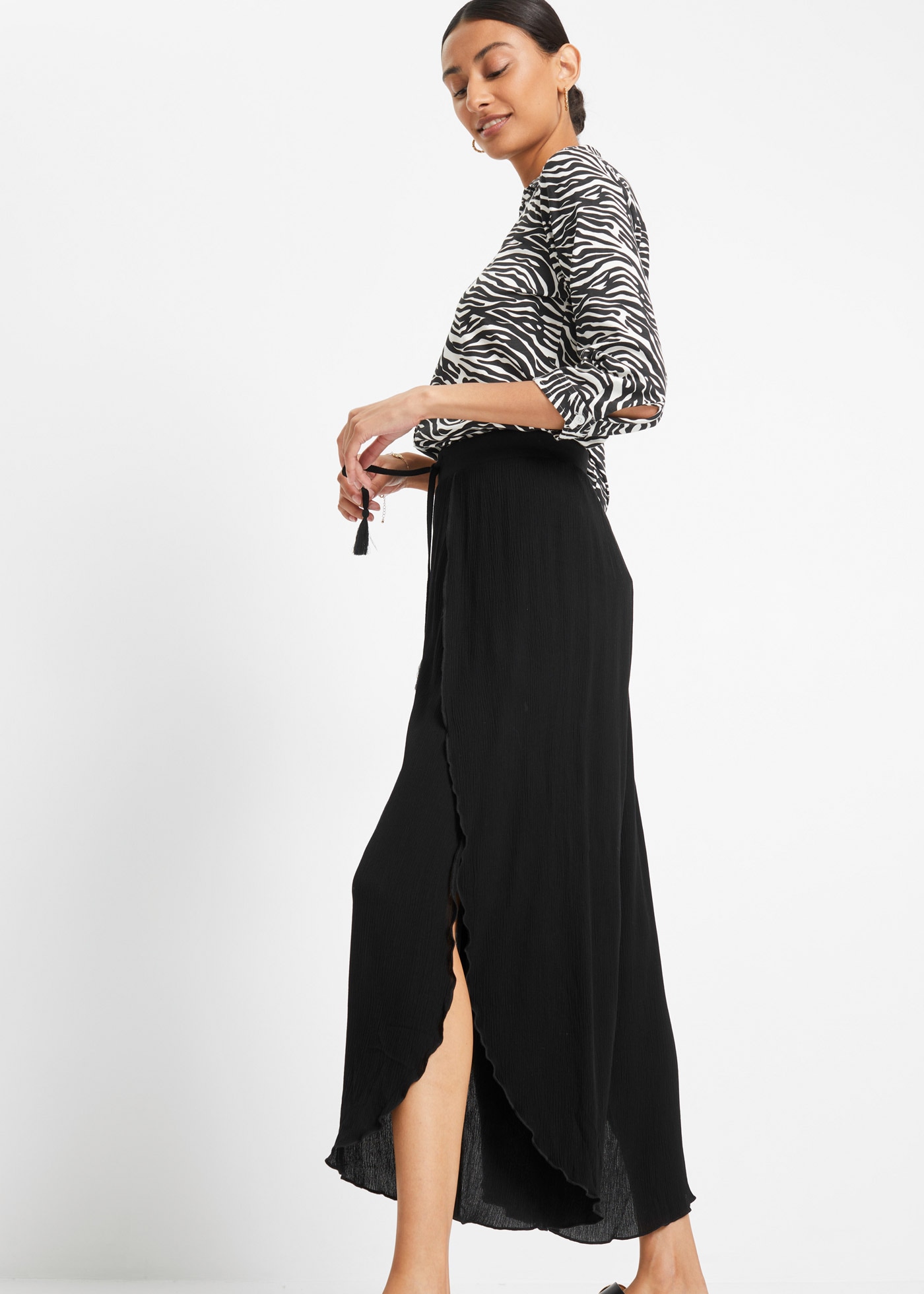 bonprix Stoffhose  aus Viskose, lockere loose fit Passform, mit Bequembund