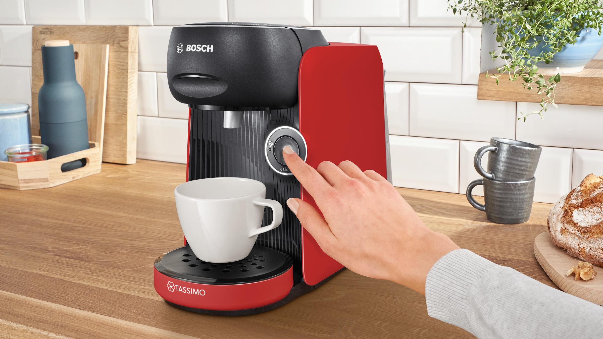 TASSIMO Kapselmaschine »TAS163E«, One-Touch Bedienung, über 70 Getränke, nachhaltig, weiß/schwarz