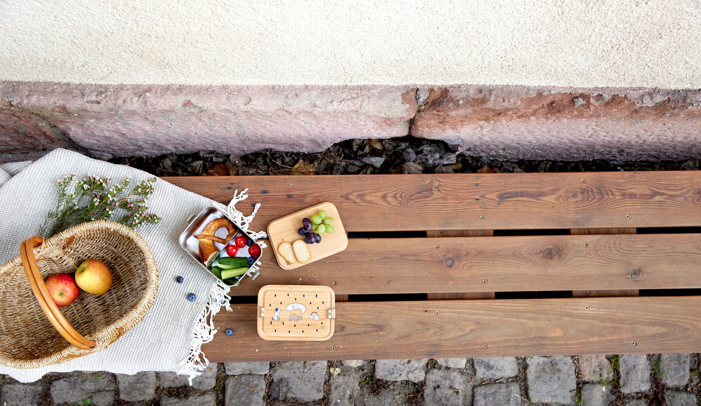 LÄSSIG Lunchbox »Bamboo Happy Prints«, (1 tlg.), mit Holzdeckel