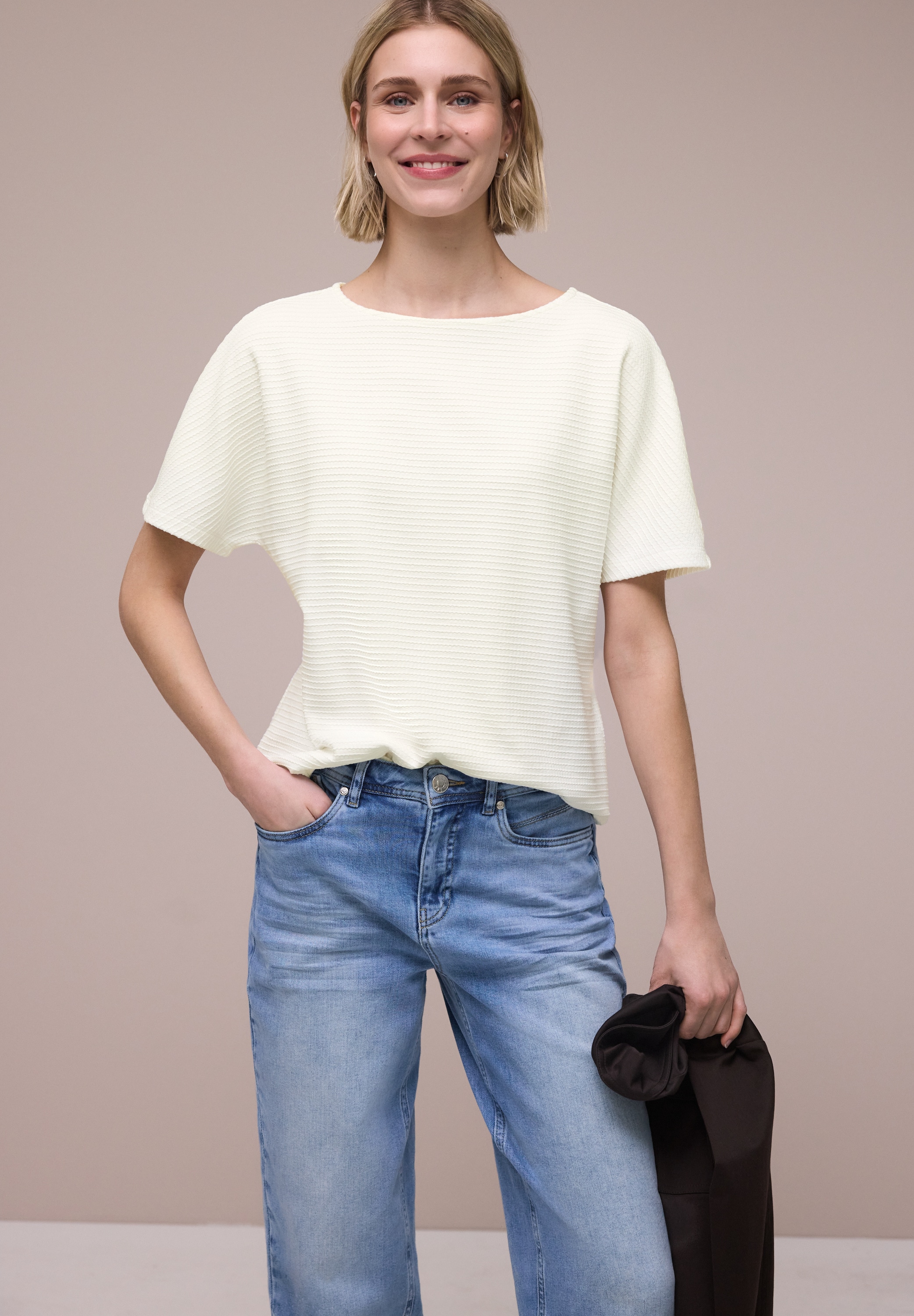 STREET ONE Kurzarmshirt Sommershirt in Struktur-Optik