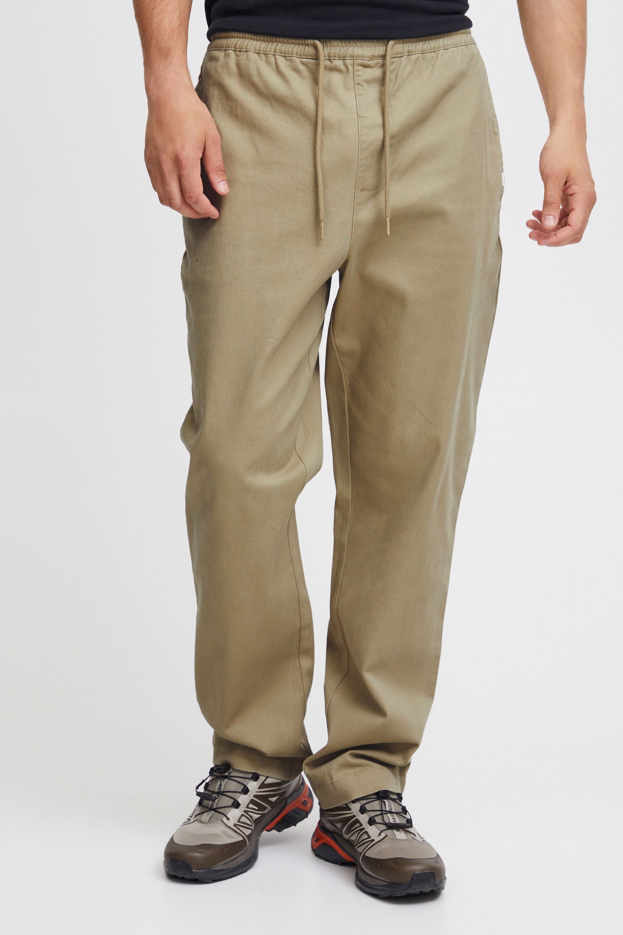 !Solid Chinohose »Chinohose SDGinte«