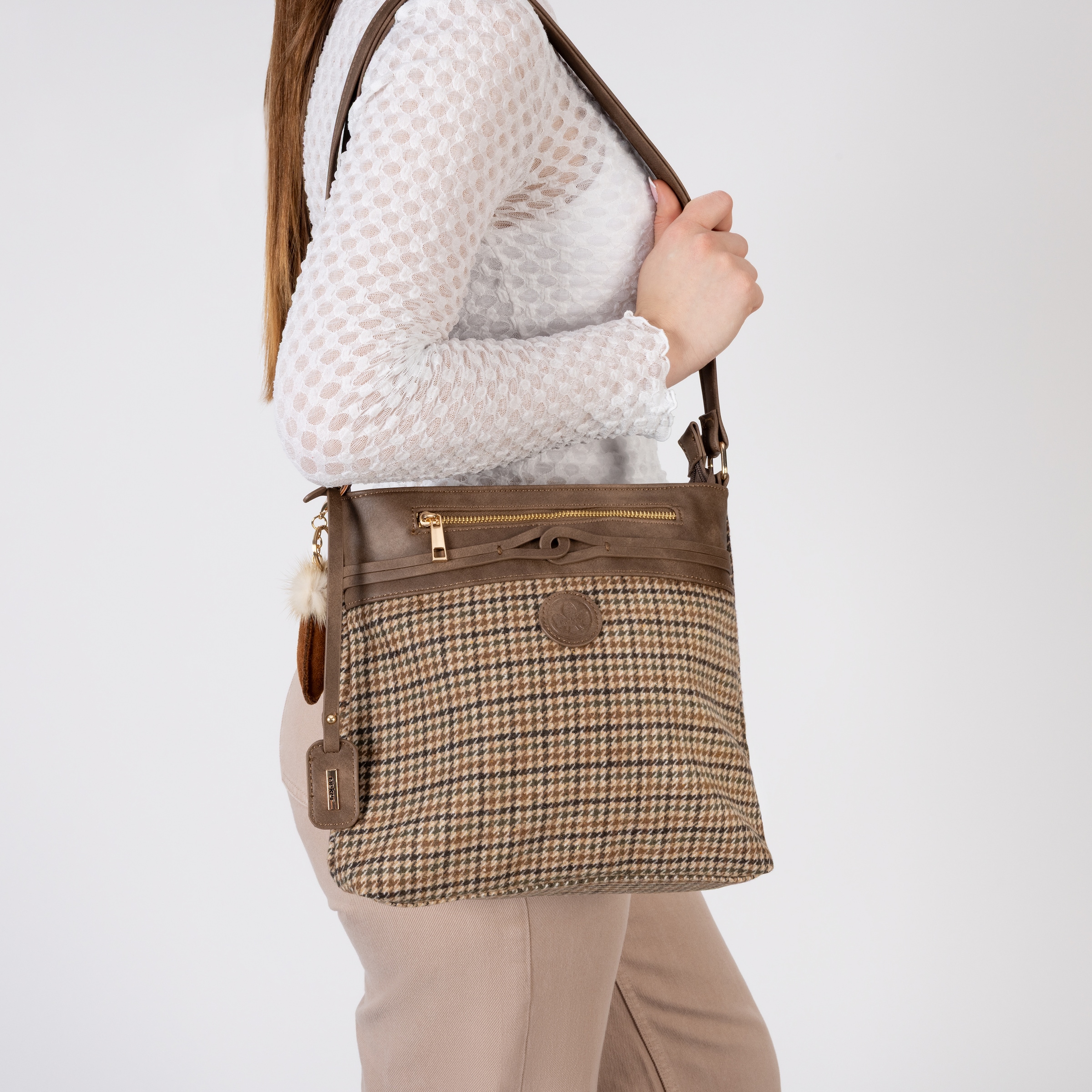 Rieker Umhängetasche »Gurgaon« Damen Handtasche, Schultertasche, Henkeltasche in kariertem Look