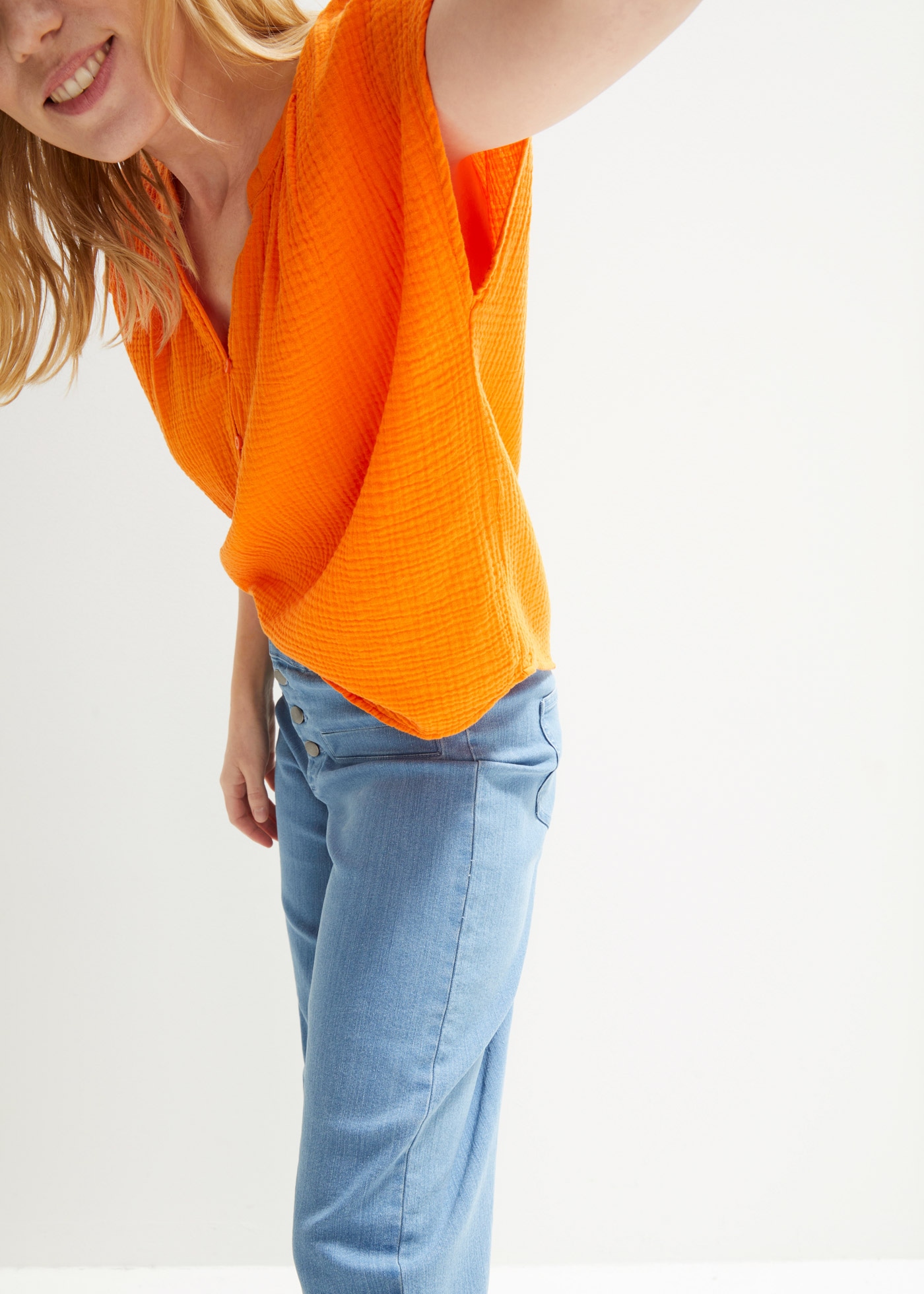 bonprix Shirtbluse »Musselin-Blusentop aus reiner Baumwolle« Oversize-Passform, mit V-Ausschnitt, aus Baumwolle