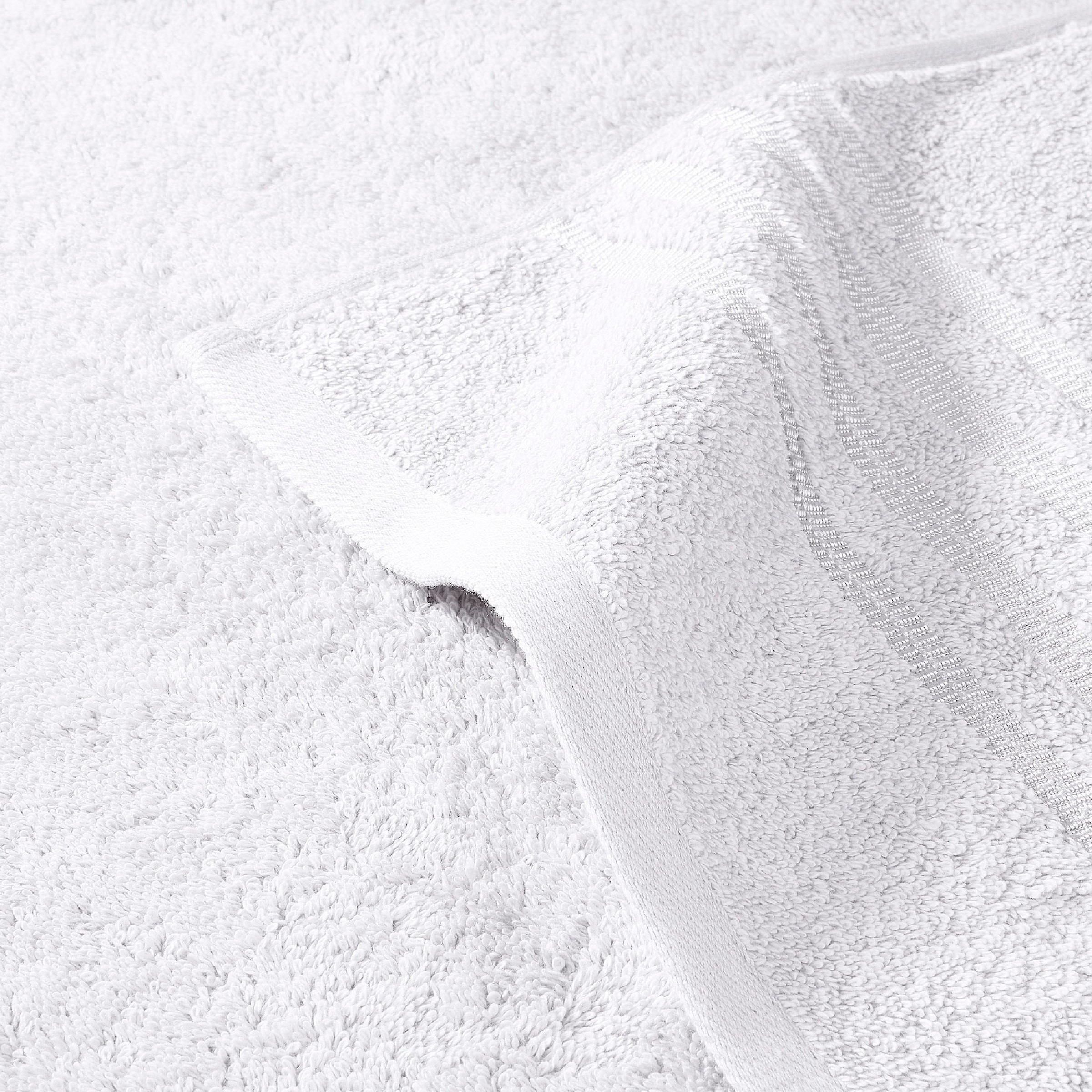 Schiesser Duschtücher »Milano aus 100% Baumwolle mit eleganter Bordüre in Hoch-Tief-Optik« Made in Green