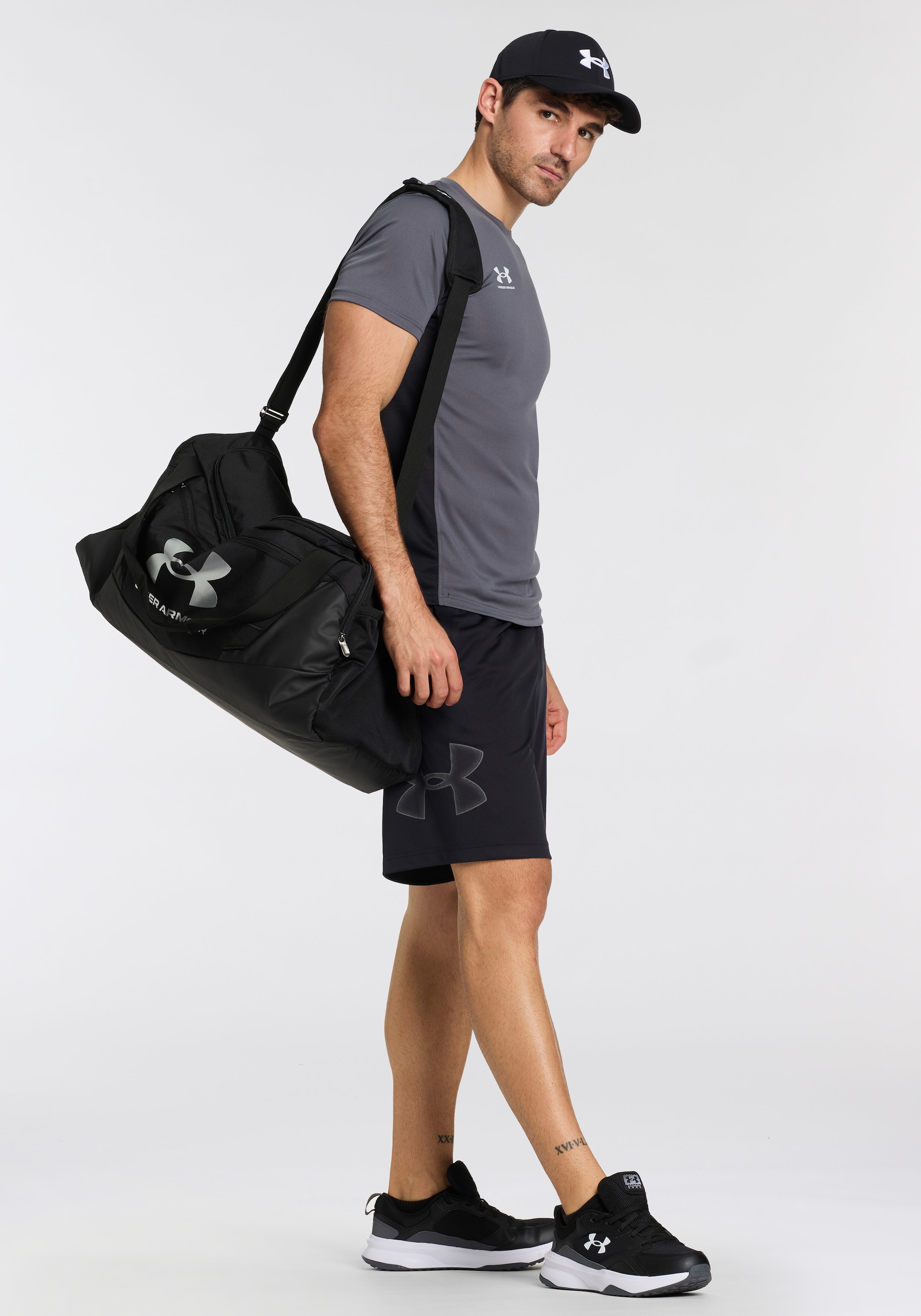 Under Armour® Shorts »UA Tech™ Shorts mit Grafik«  für Outdoor- und Sportmode, leichtes Material, sportlicher Stil