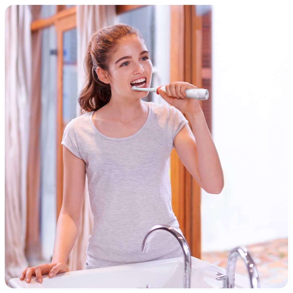 Oral-B Elektrische Zahnbürste »Teen Black«, 2 St. Aufsteckbürsten