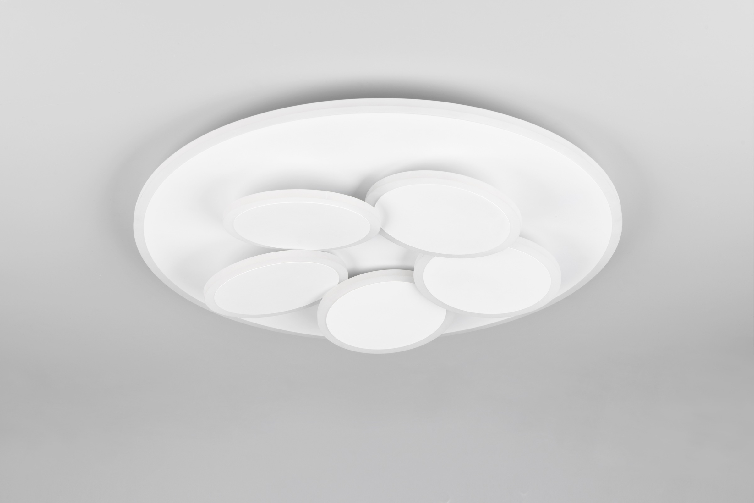 TRIO Leuchten LED Deckenleuchte »MANDALA, LED Deckenlampe mit Fernbedienung, dimmbar CCT Nachtlicht« LED-Board 1 Stk. warmweiß - kaltweiß Memory- und Timerfunktion 4200 Lumen warm- bis kaltweiß 2700-6500K 35W