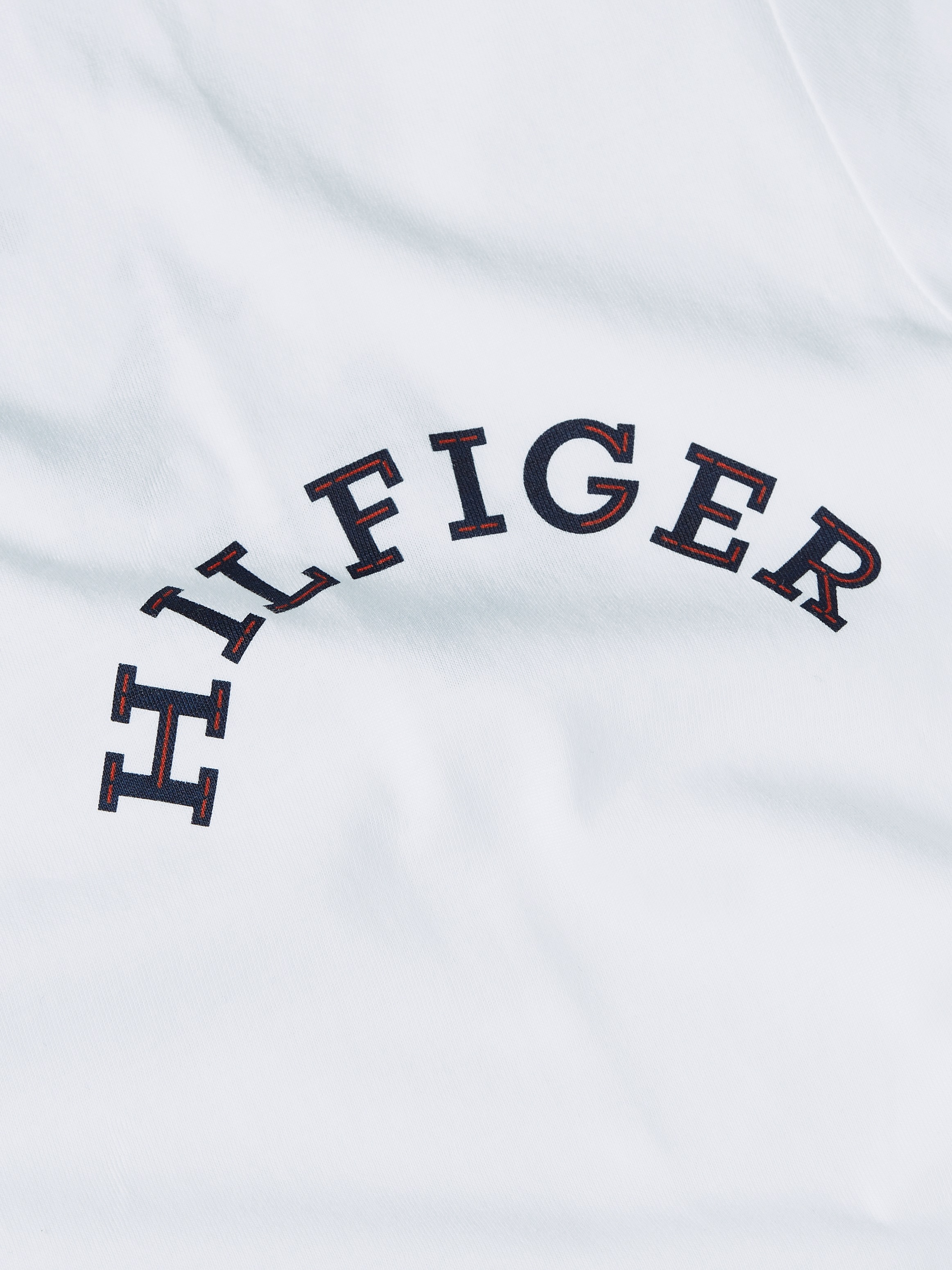 Tommy Hilfiger Kurzarmshirt »MONOTYPE BACK PRINT«, mit großem Hilfiger Print auf dem Rücken