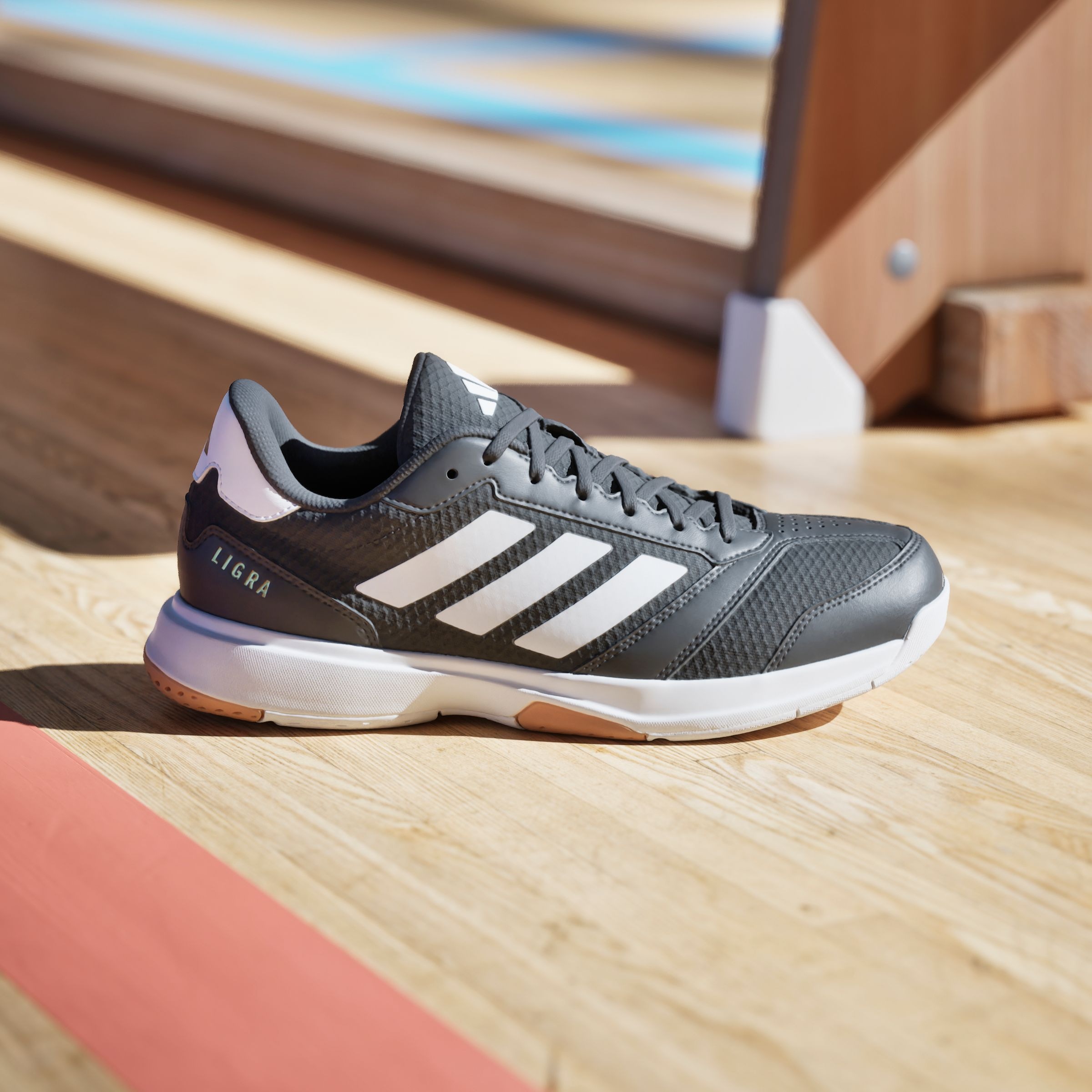 adidas Performance Hallenschuh »LIGRA 8 INDOOR«, geeignet für jeden Hallensport