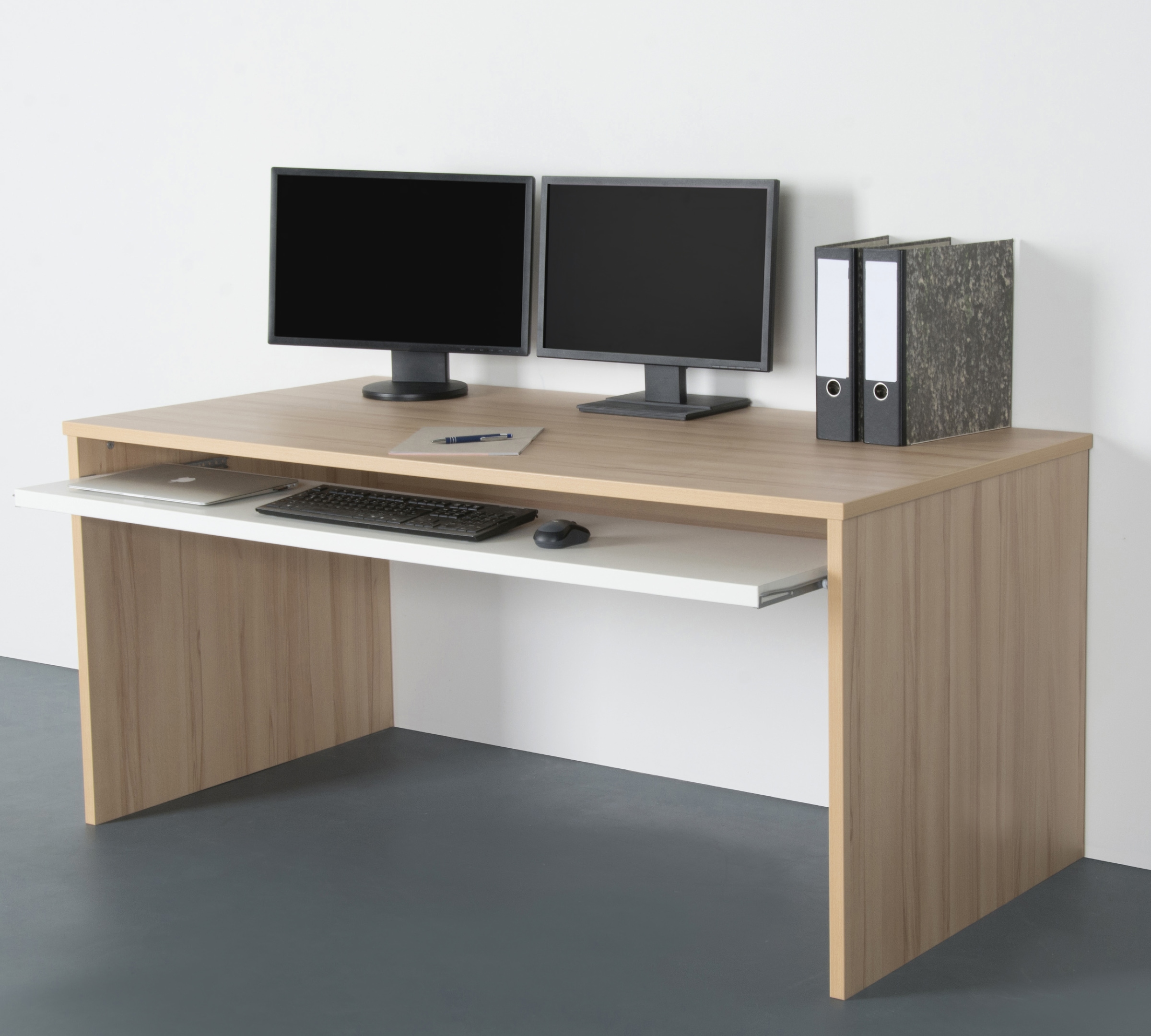 VOGL Möbelfabrik Schreibtisch »Barrie mit 2-farbigem Tastaturauszug«, in 2 Breiten, 2,5 cm Tischplattenstärke, Made in Germany