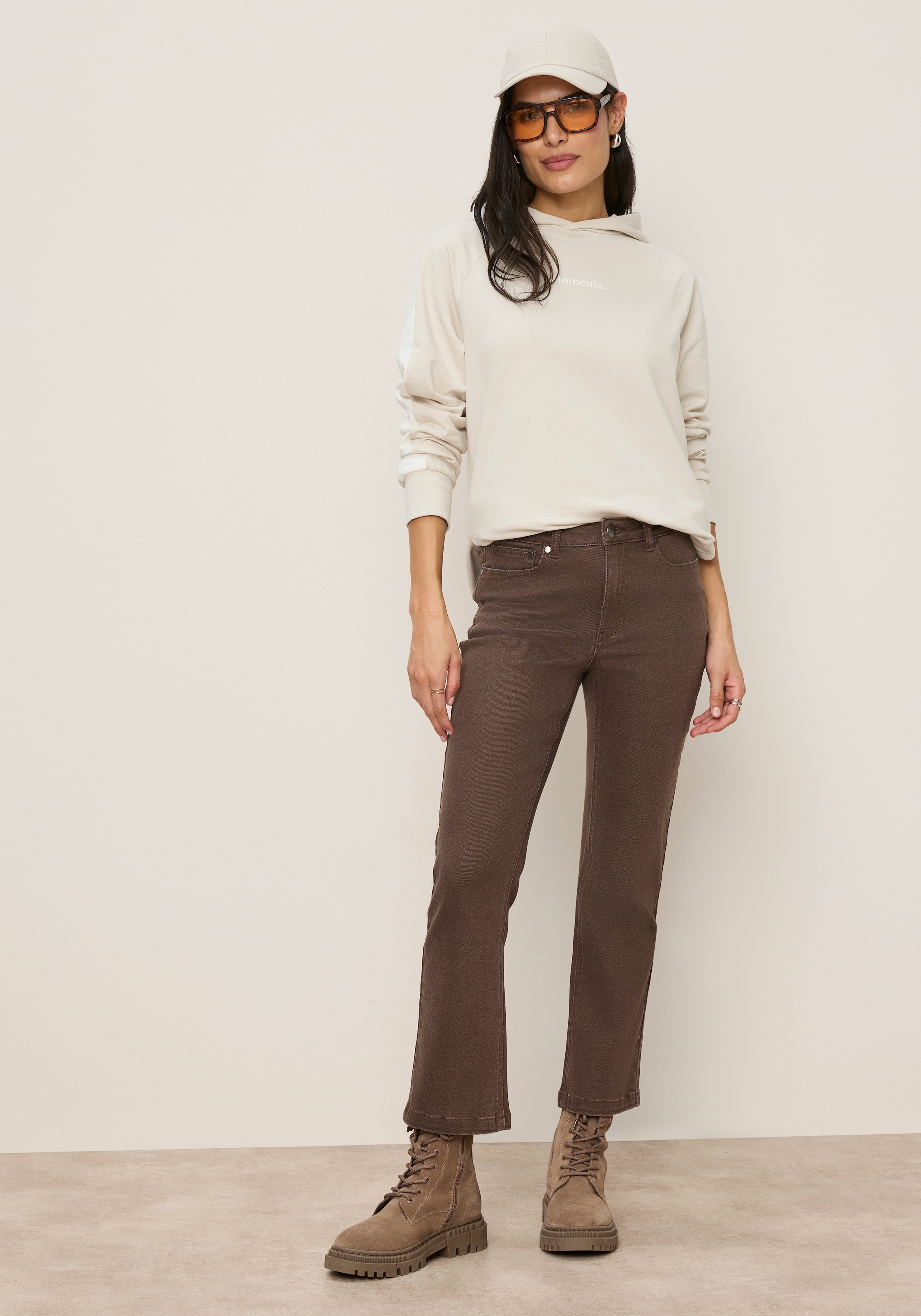 Tamaris Weite Jeans »mit leicht ausgestelltem Bein« mit hoher Leibhöhe im cropped and flared Look