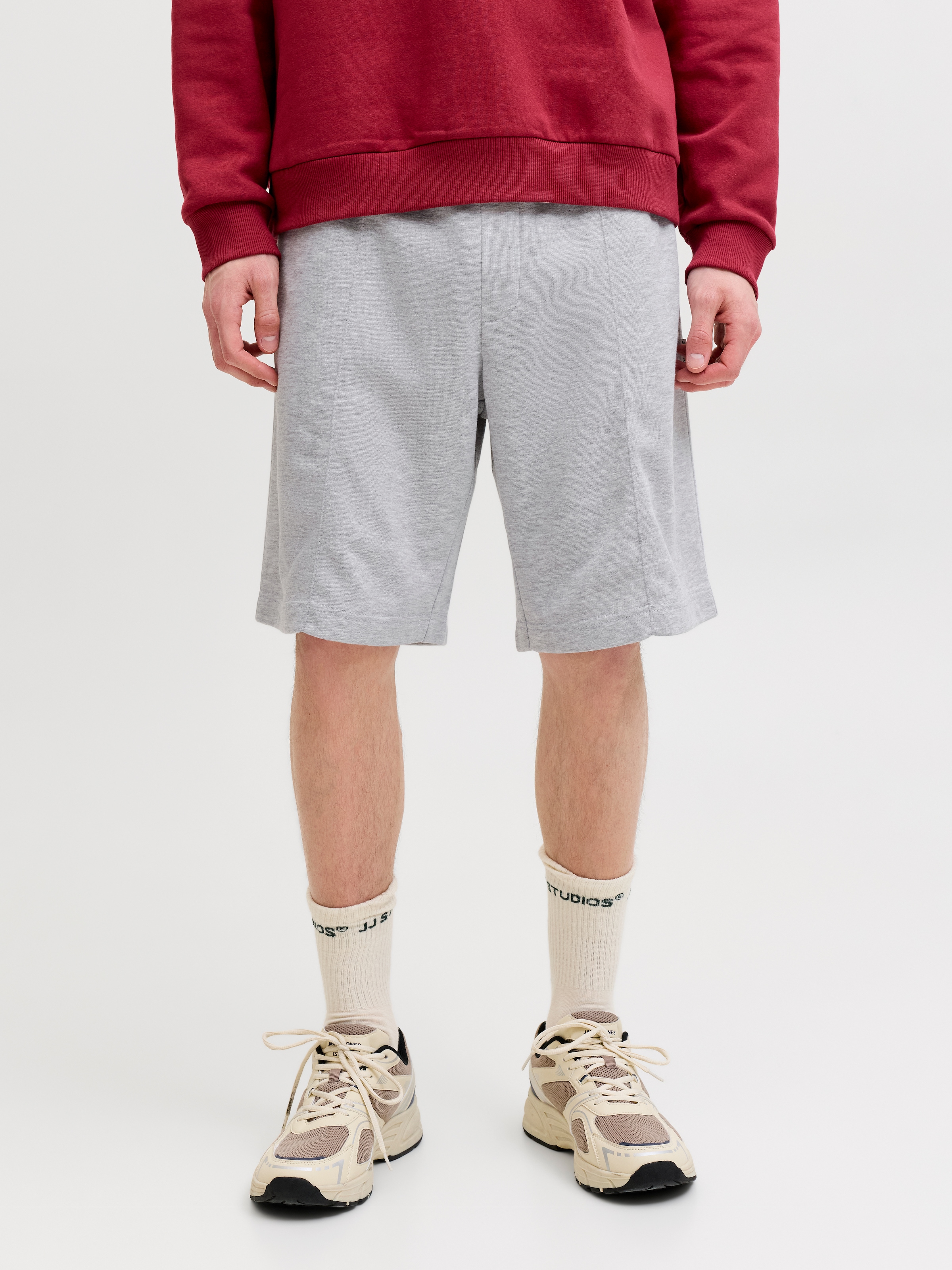 Jack & Jones Sweatshorts »JPSTKARL BRADLEY PINTUCK SHORT STYD SS26«  Materialmix, relexed fit