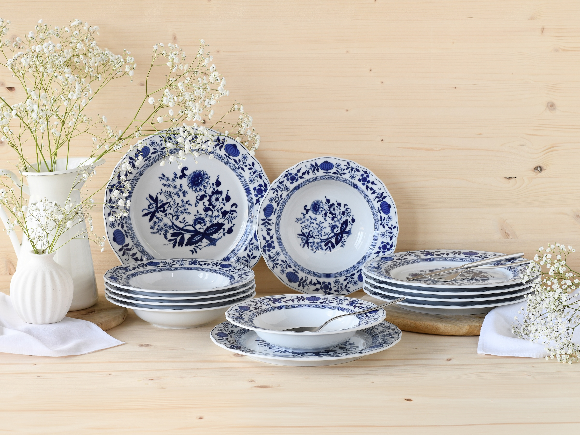 CreaTable Tafelservice »Flora Zwiebelmuster, Tafel-Service 12-tlg« Nostalgisch, Vintage