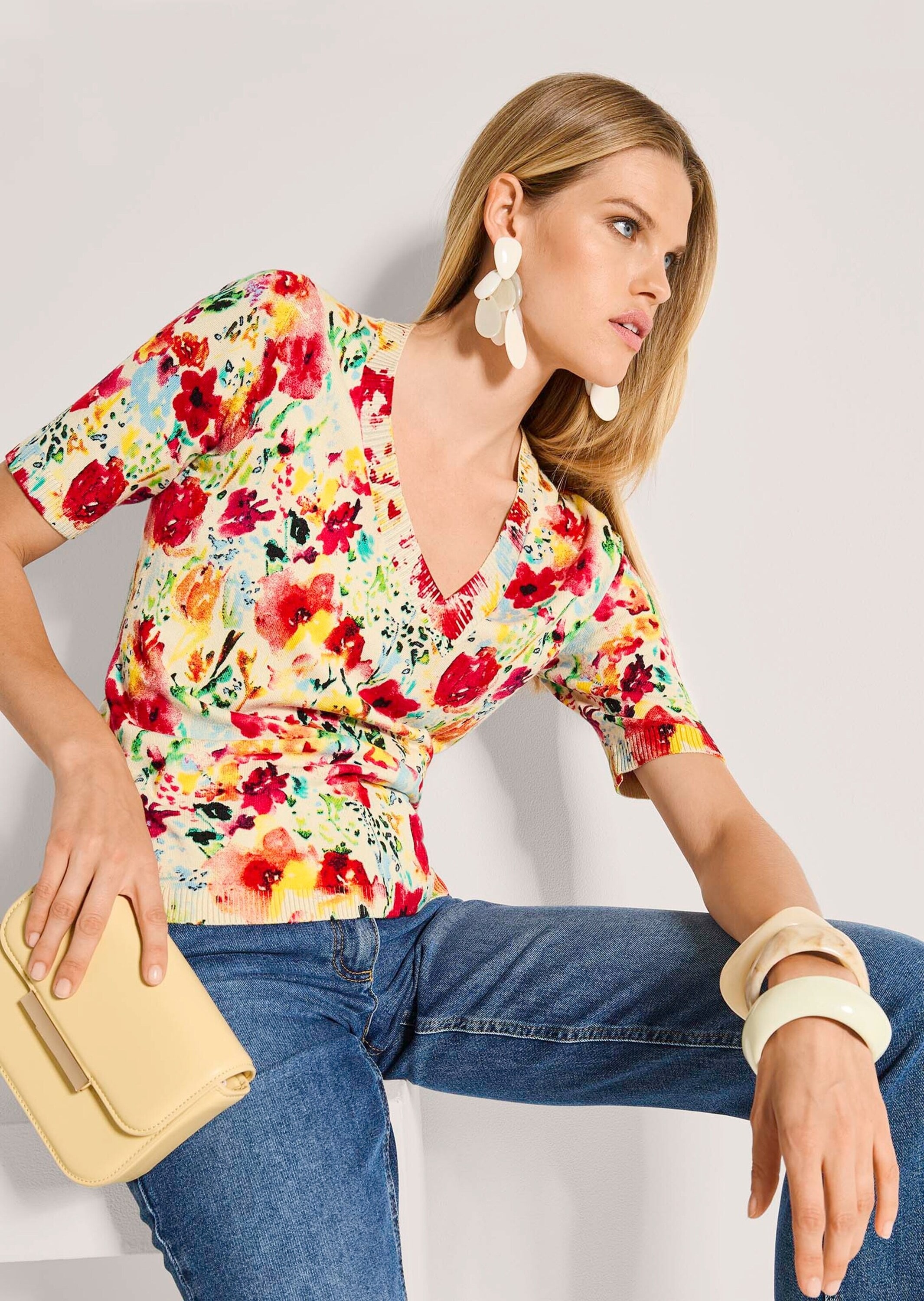 MADELEINE Longpullover »Viskosepullover Druckpullover mit floralem Muster« Farbintensives Blumenmuster