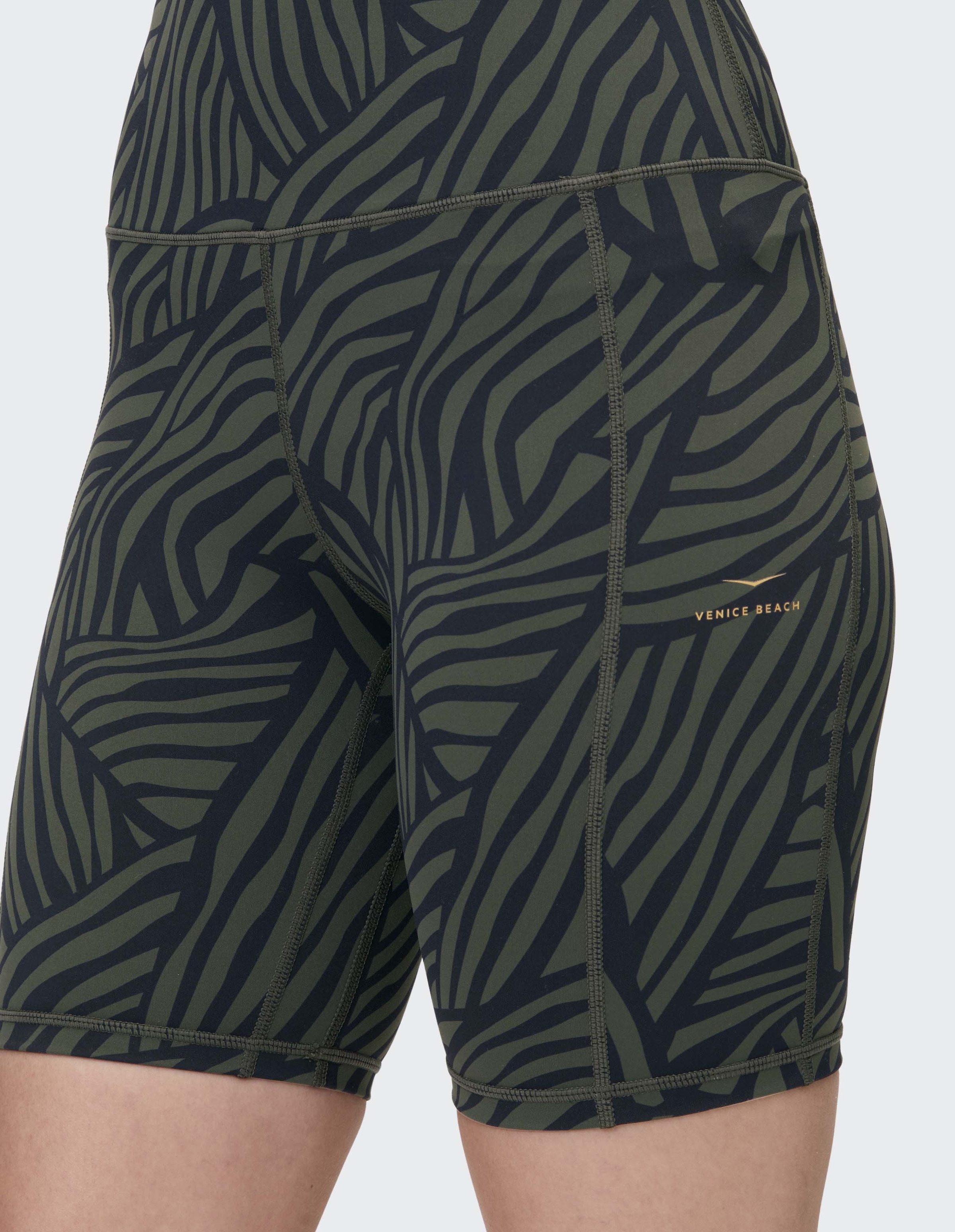 Venice Beach Trainingsshorts »CAMELIA«