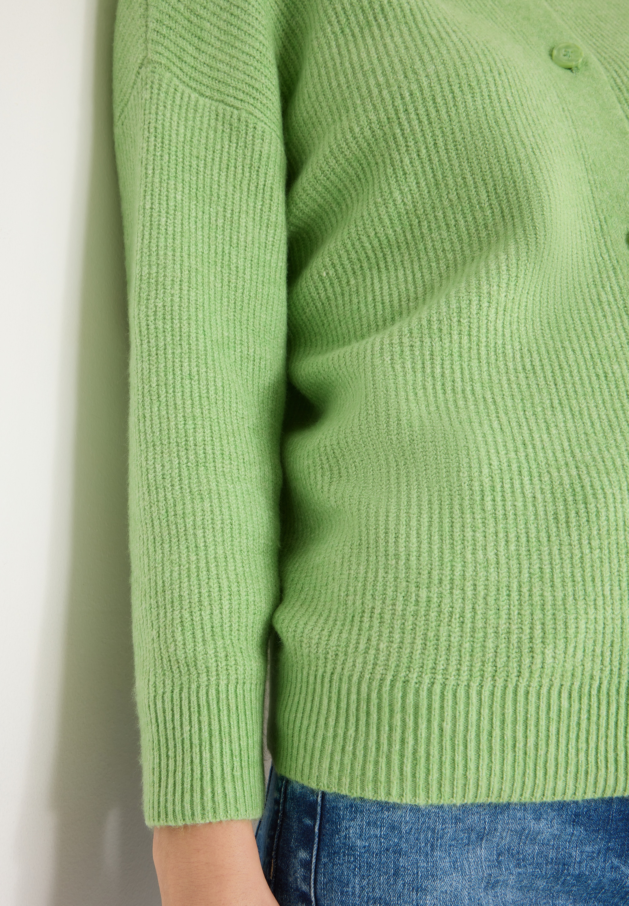 Cecil Cardigan mit Knopfleiste