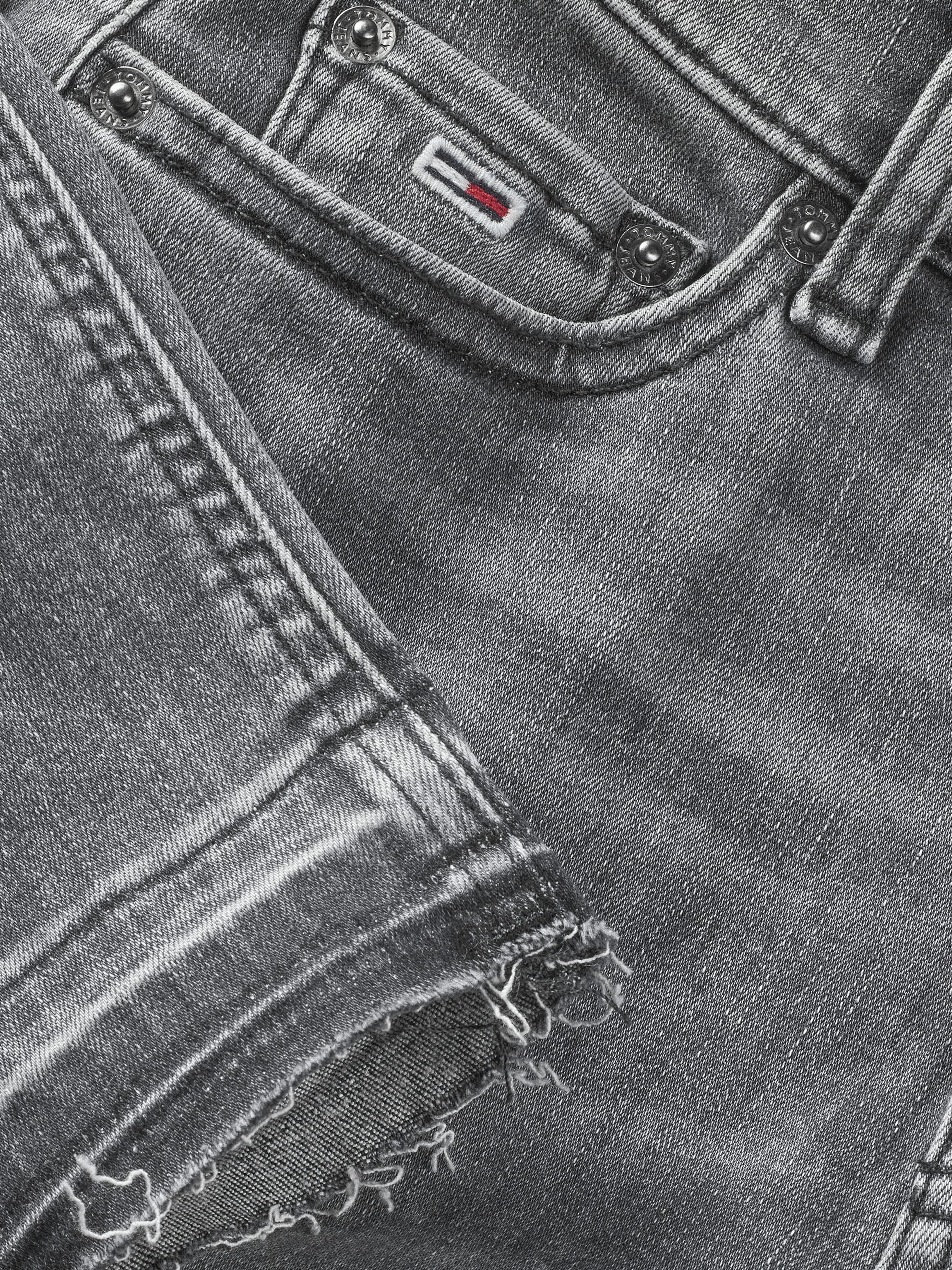 Tommy Jeans Skinny-fit-Jeans »NORA MR SKNY«, mit Waschung, mit Logo-Badge