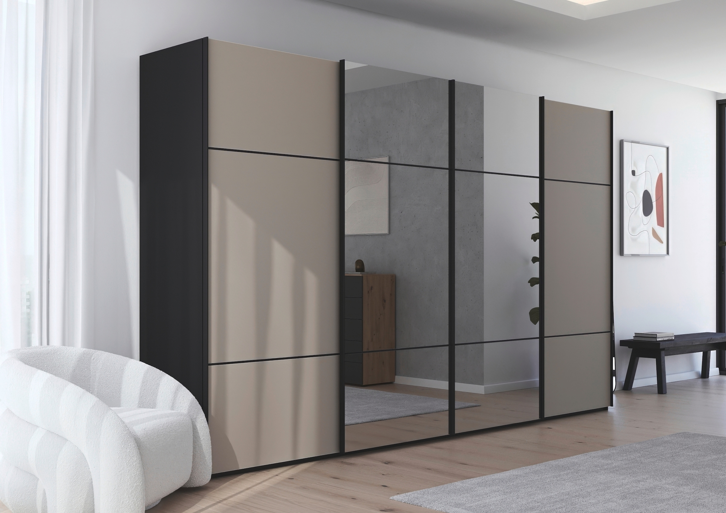 rauch Schwebetürenschrank »Kleiderschrank Schrank Garderobe Schlafzimmerschrank SCALE-TRIO«, edle dreigeteilte Front mit 2 Zierleisten Spiegel/Glas MADE IN GERMANY