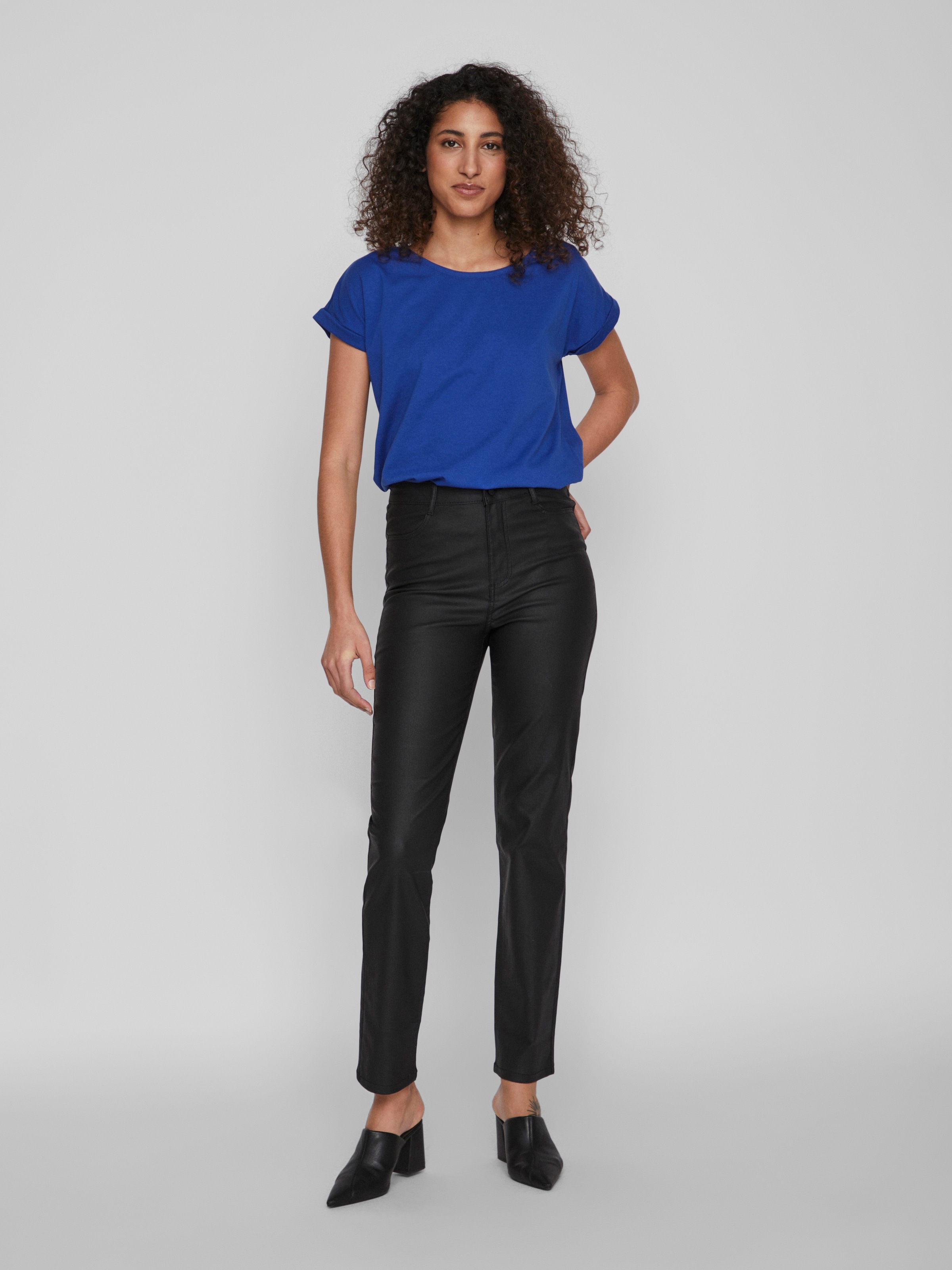 Vila Rundhalsshirt »VIDREAMERS NEW PURE T-SHIRT/SU-NOOS«, Basic Damen-T-Shirt mit Rundhalsausschnitt und umgeschlagenen Ärmeln