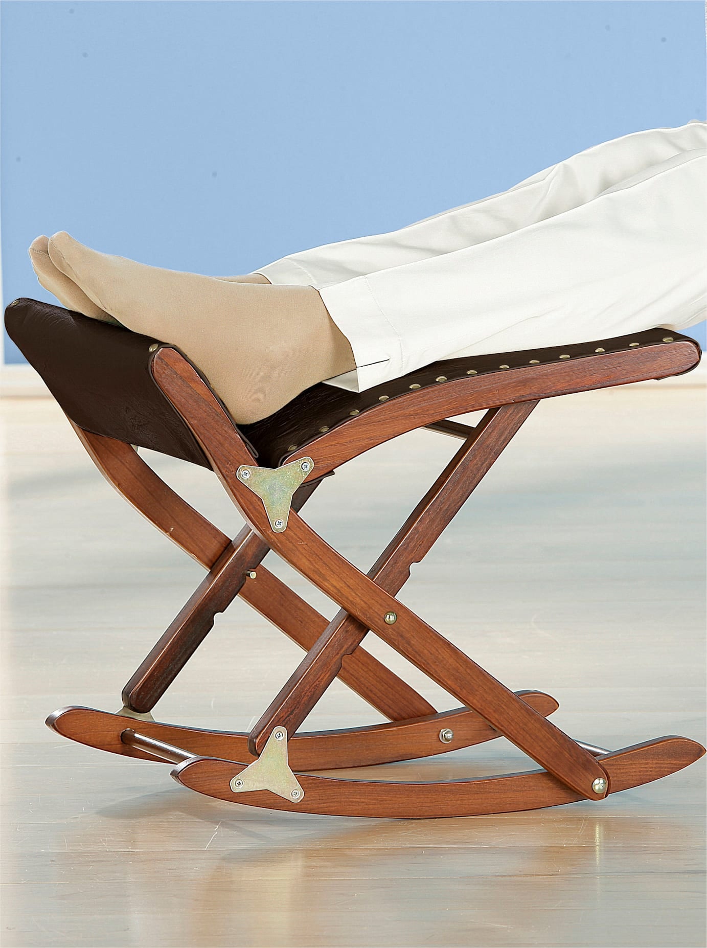   Hocker