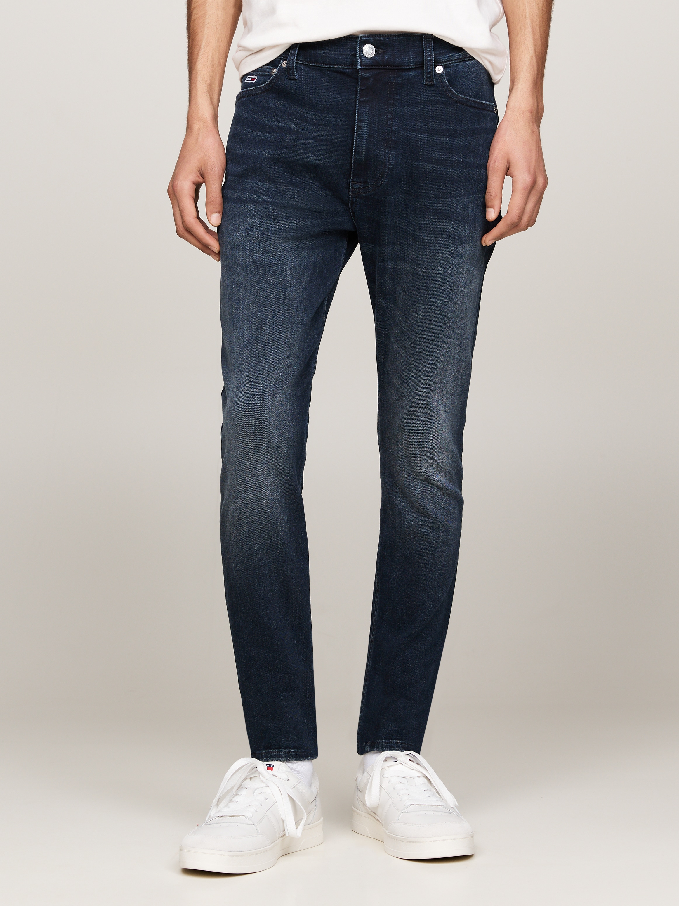 Tommy Jeans Skinny-fit-Jeans »SIMON SKNY«, mit Logoprägung