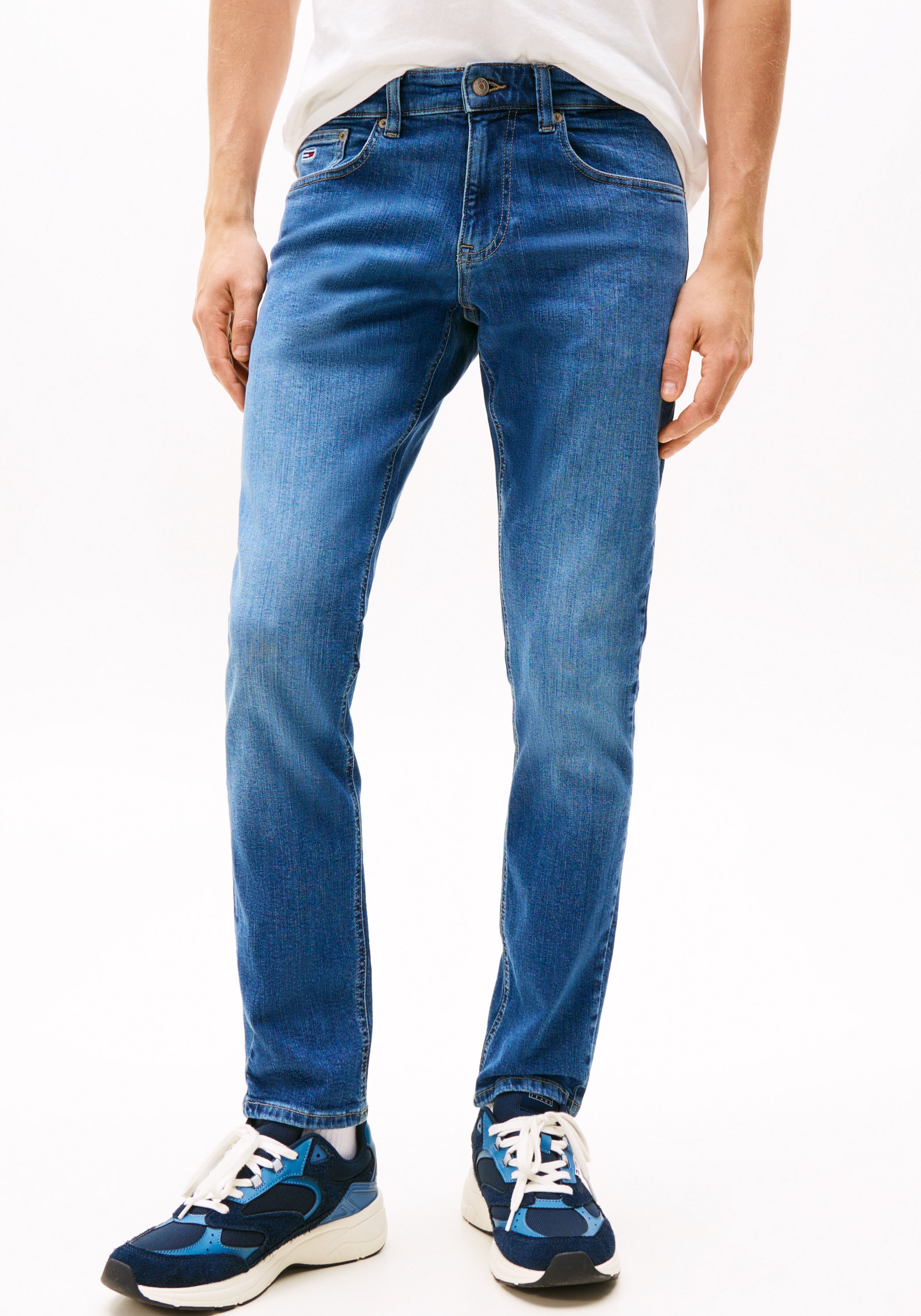 Tommy Jeans Slim-fit-Jeans »SCANTON SLIM«, mit Logoprägung