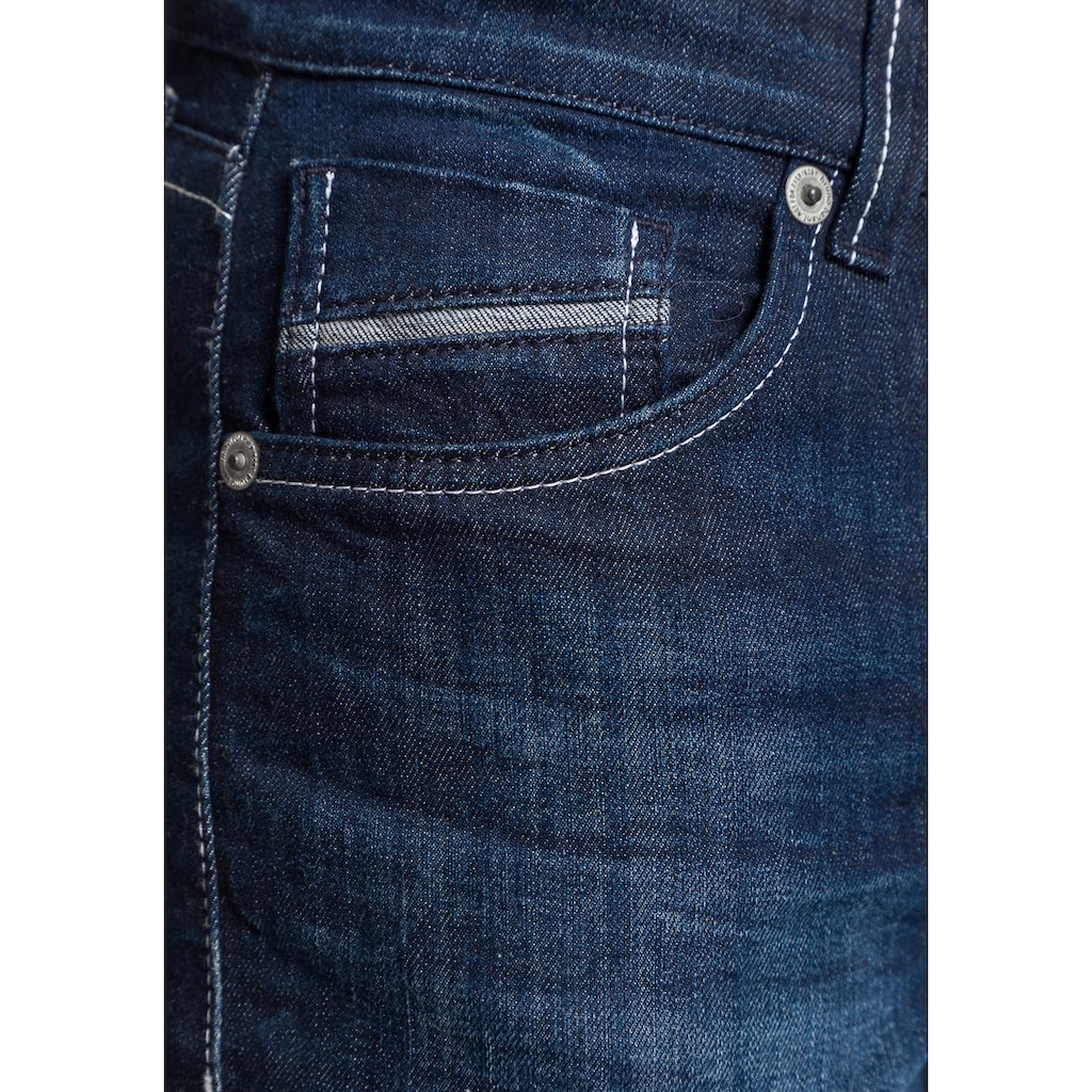 Bruno Banani Straight-Jeans »Dylan«