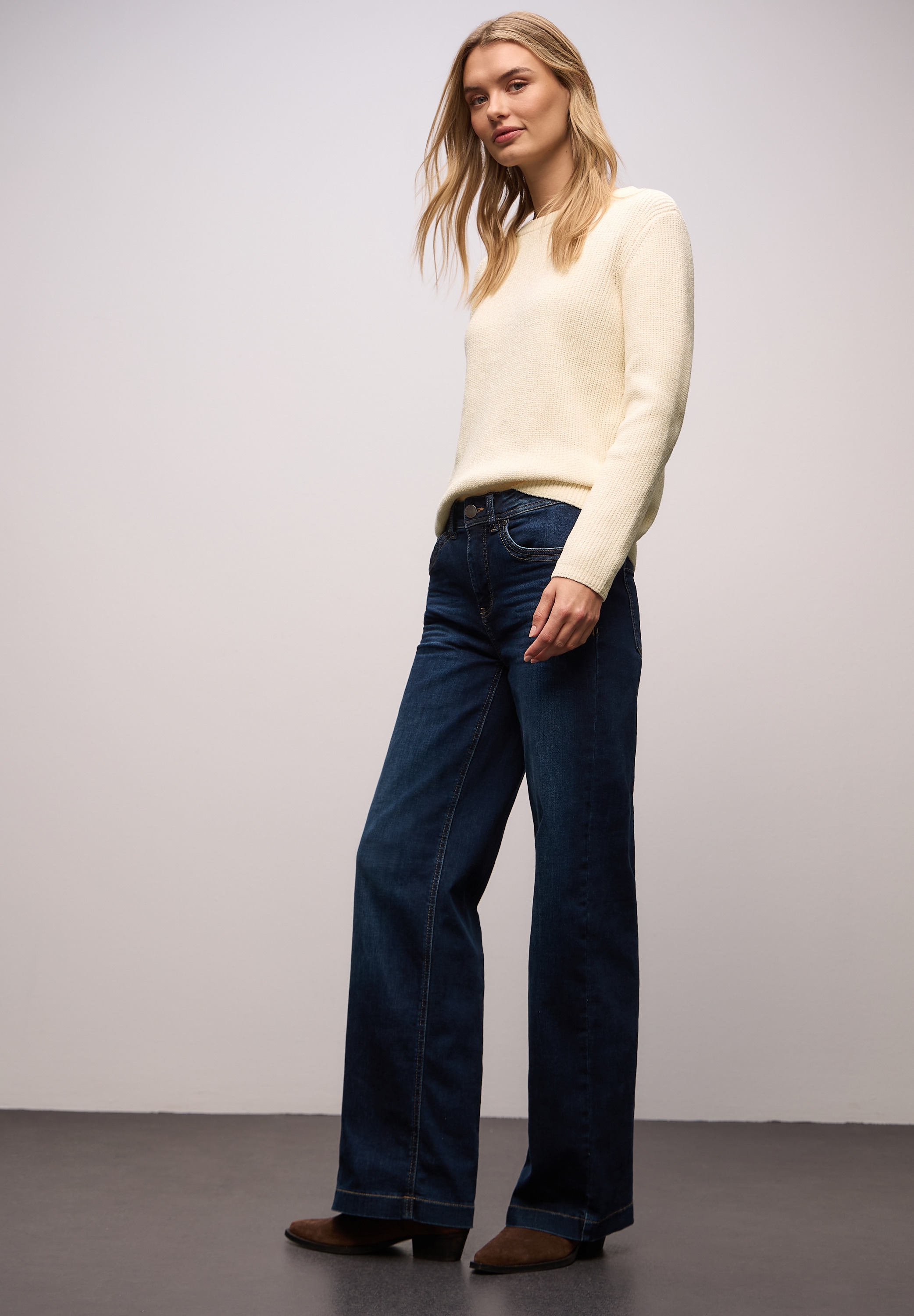 STREET ONE Strickpullover Chenille Pullover mit U-Boot-Auschnitt